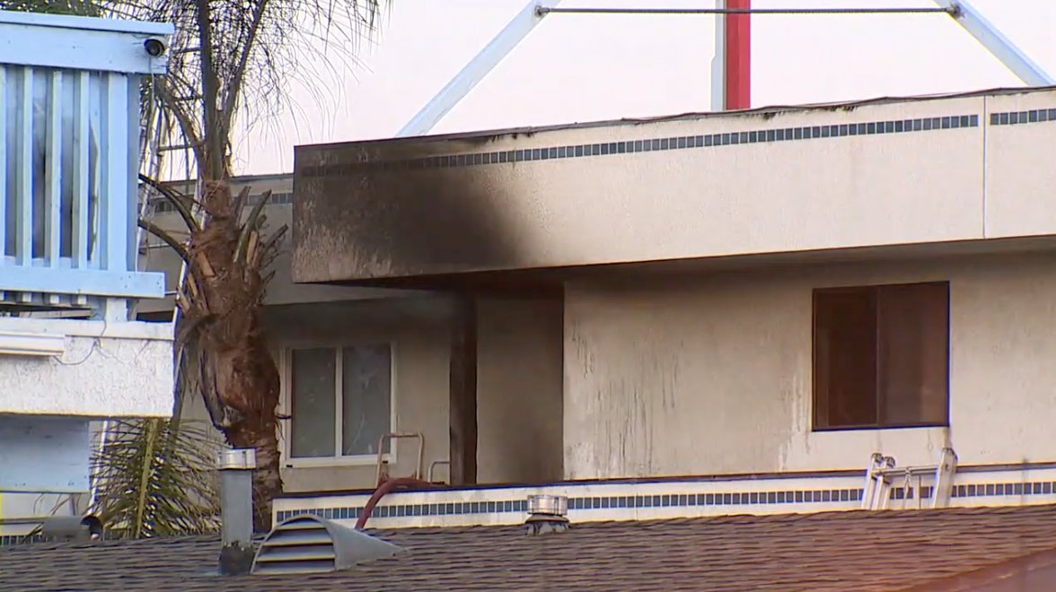 1 person dead, 10 displaced after apartment fire in Imperial Beach