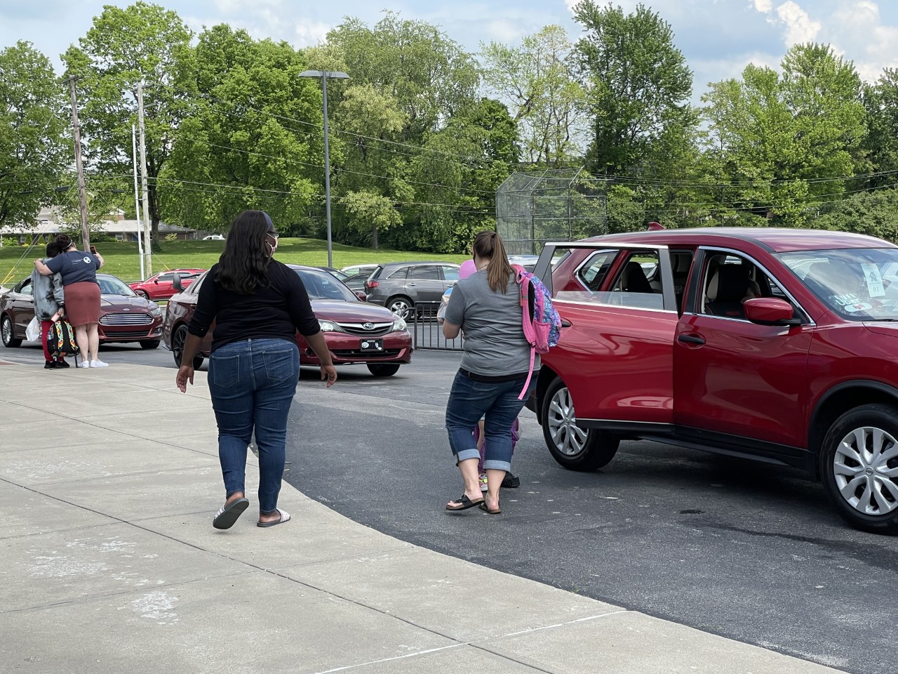 Mary Todd Elementary pick up.jpg