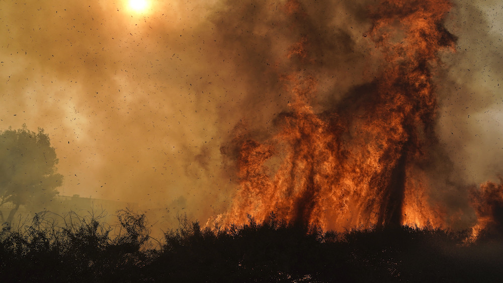 Silverado Fire: SoCal wildfire has prompted 90K evacuations, hurt 2 firefighters