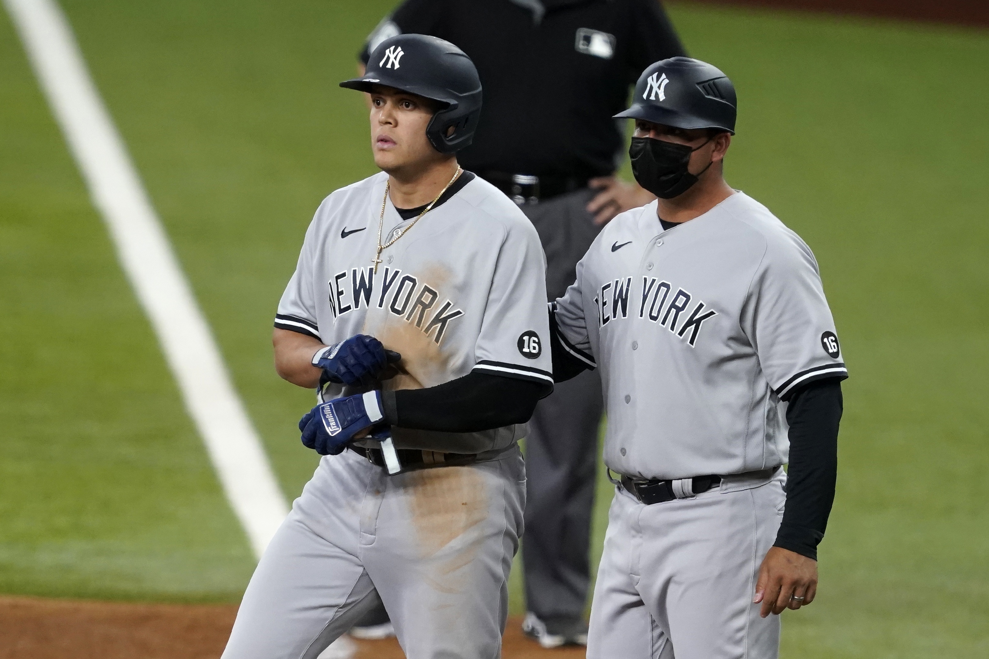 FILE Gio Urshela, Reggie Willits