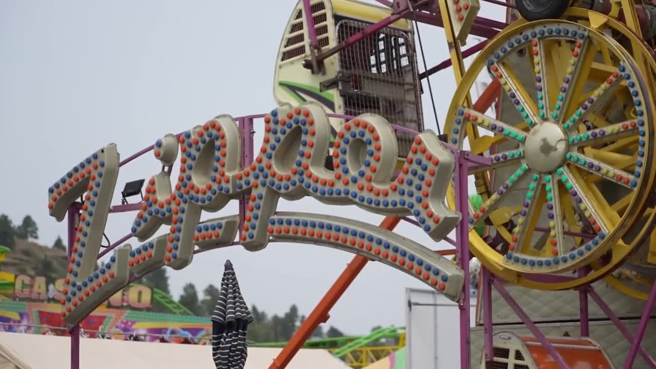 zipper ride.jpg