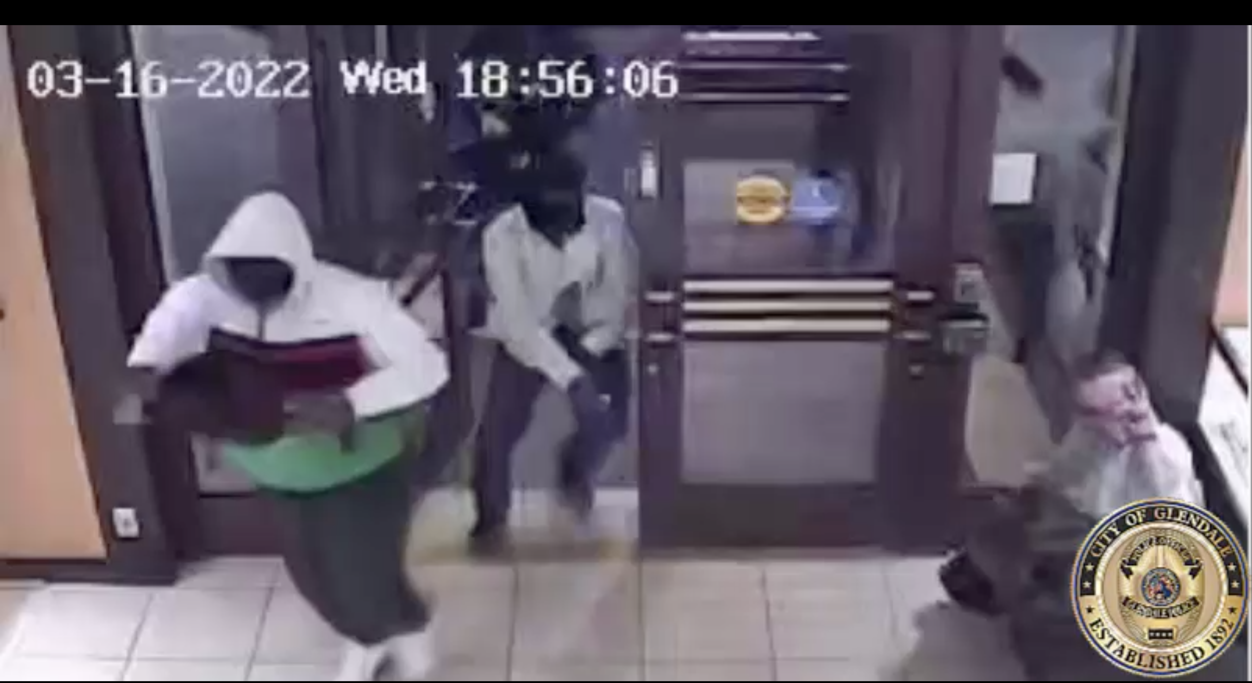 Glendale jewelry robbery