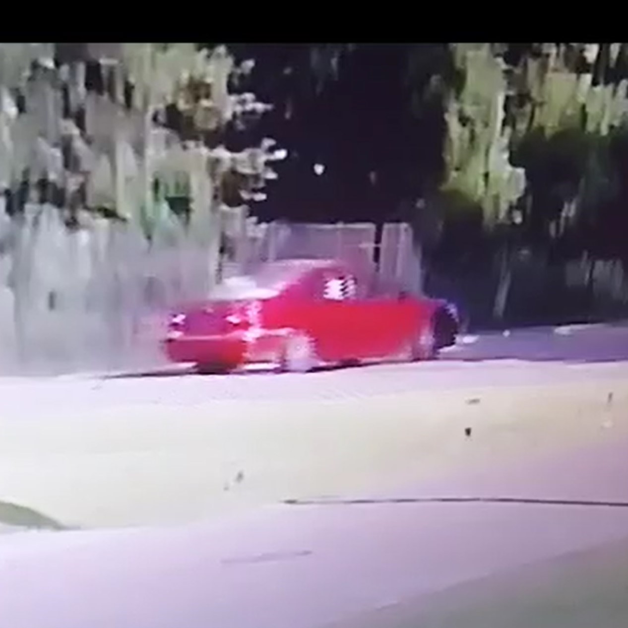 thumbnail_Suspect Vehicle Photo 2.jpg