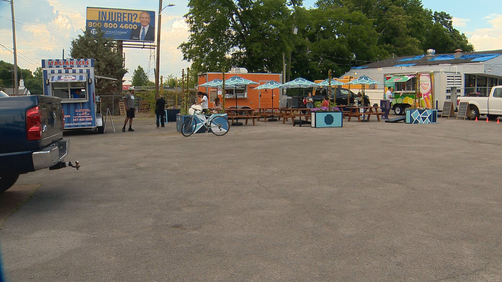 food truck park RAW_frame_74608.jpeg