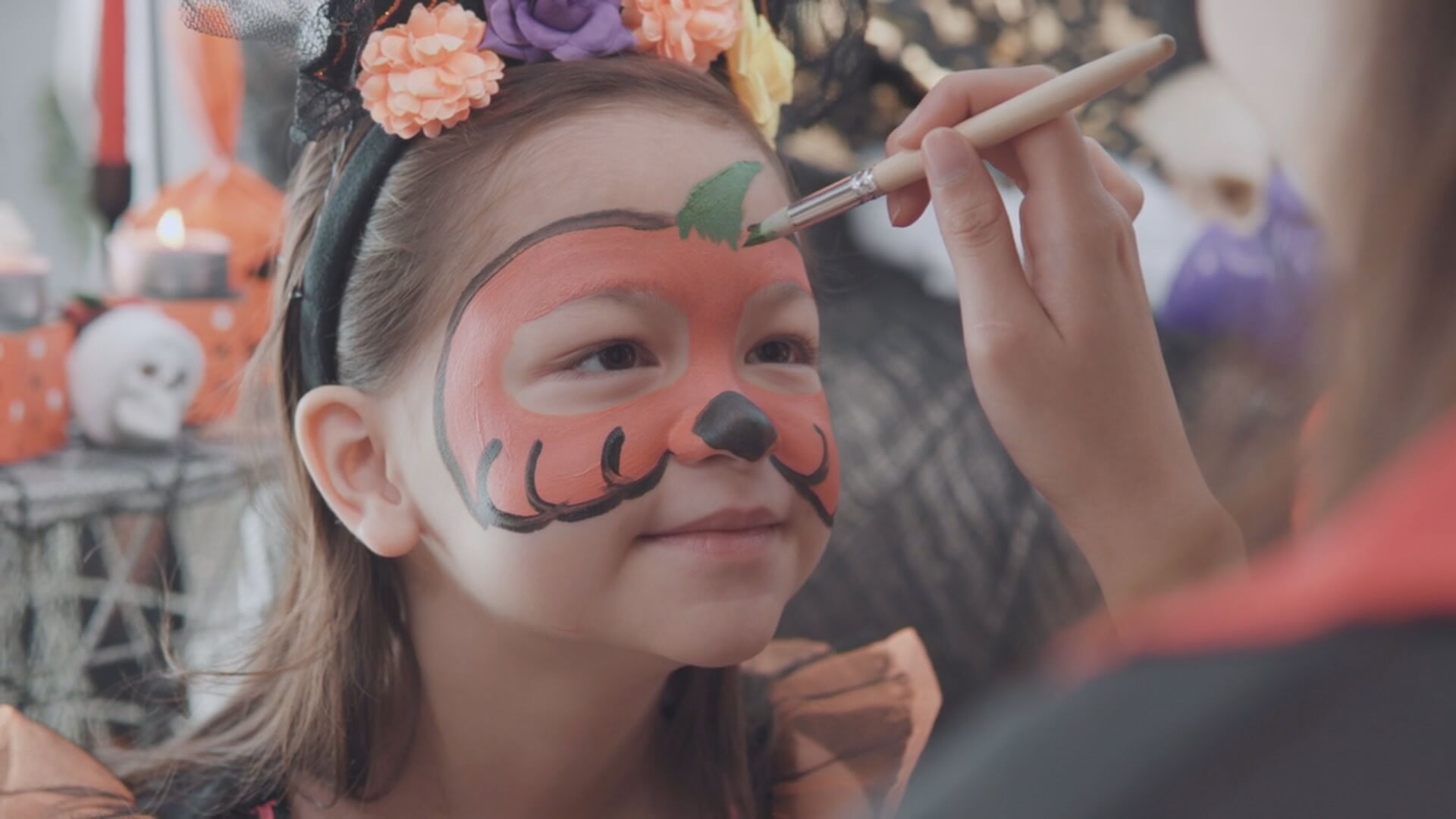 AM BRIANNA TOXIC FACEPAINT VO_frame_78.jpeg
