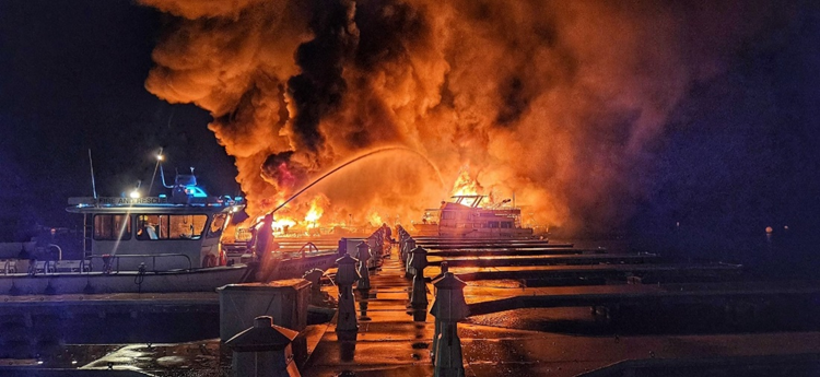 Lake Powell houseboat fire