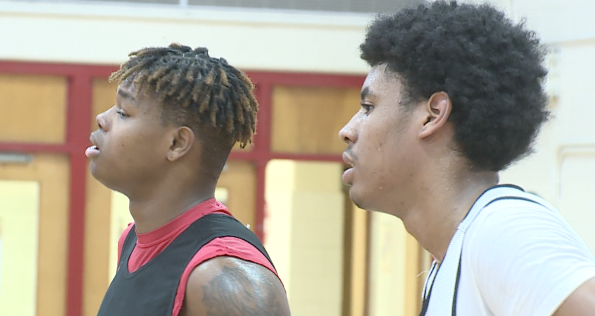 LAKE TAYLOR HOOPS