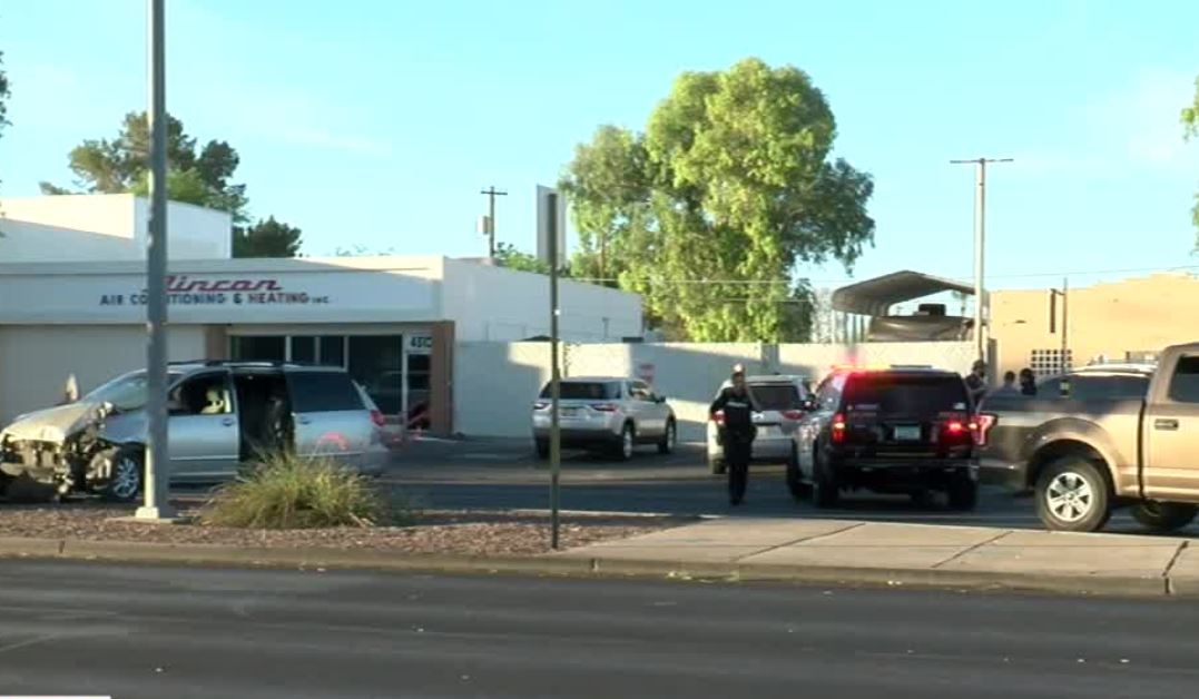 Tucson police arrested a man on Helen Street -- near Swan and Speedway -- Thursday morning.