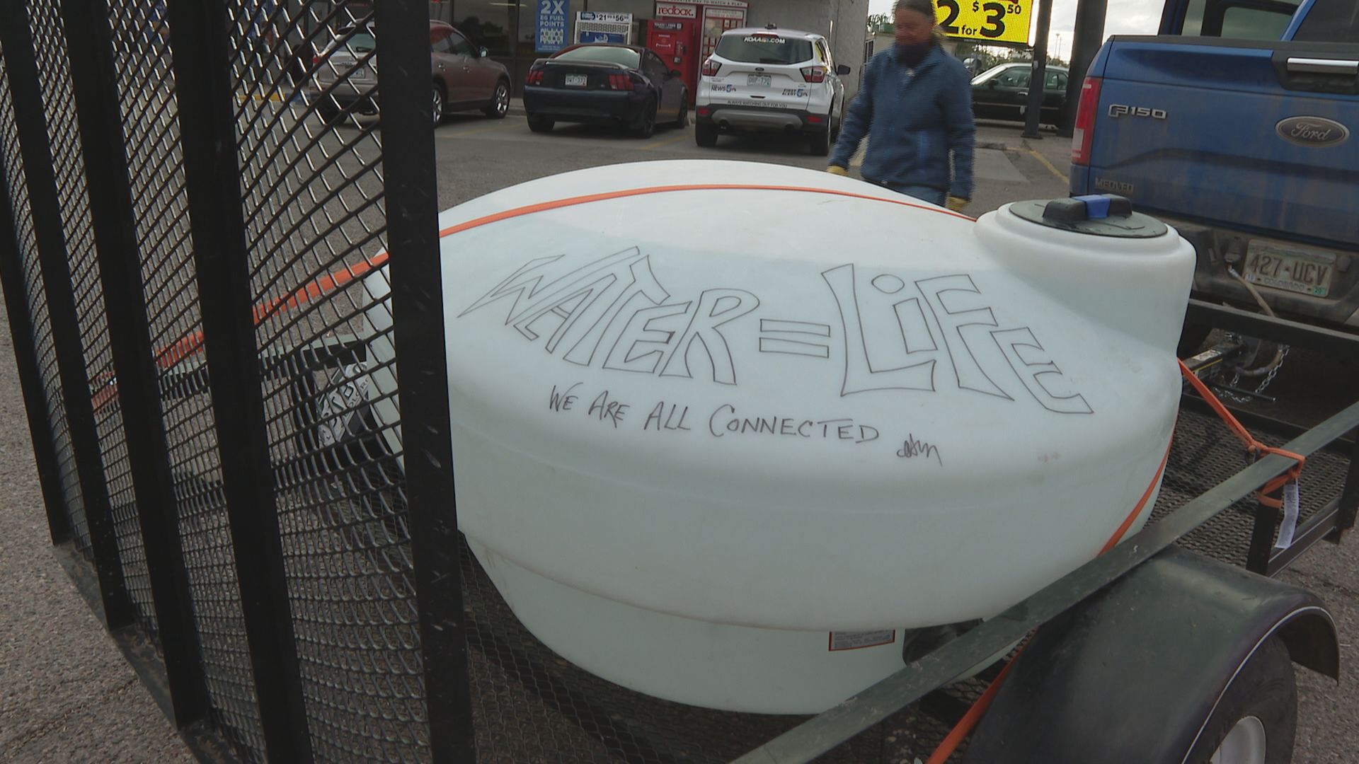 Westcliffe woman donates water tank to the Navajo Nation