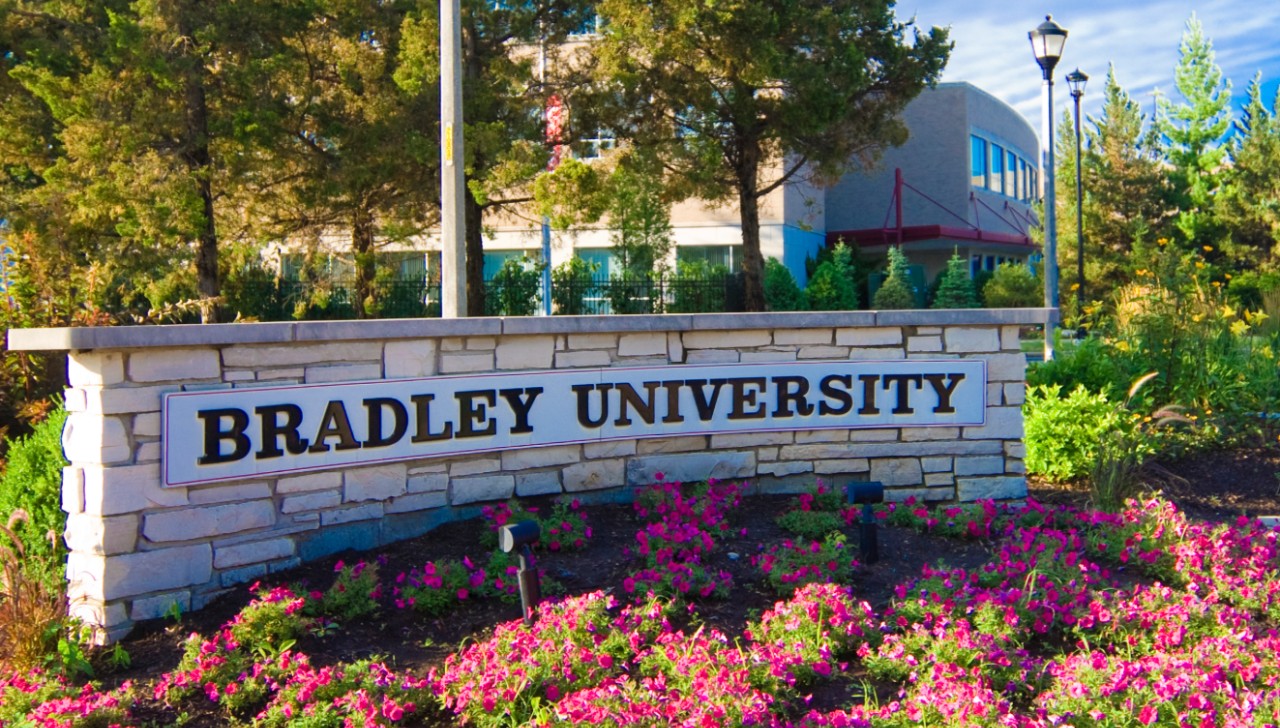 Illinois university quarantining all students for 2 weeks due to COVID-19 cluster