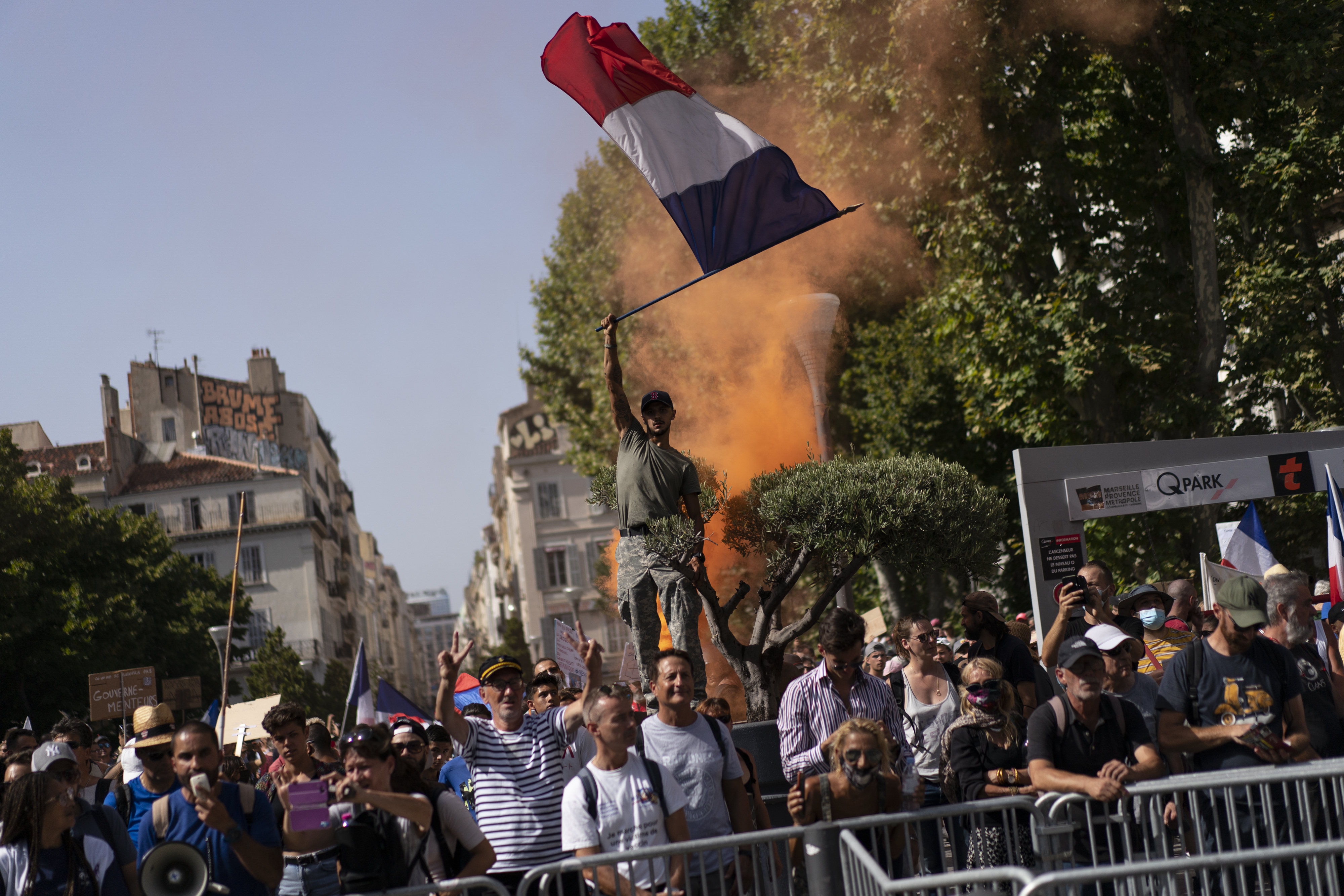 Virus Outbreak France