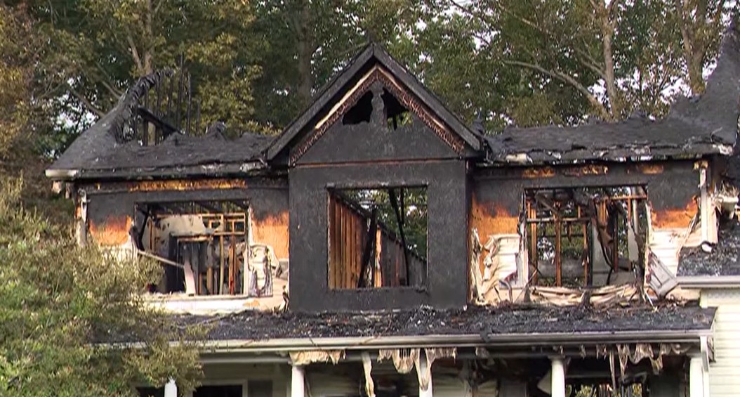 hollywood fire.jpg