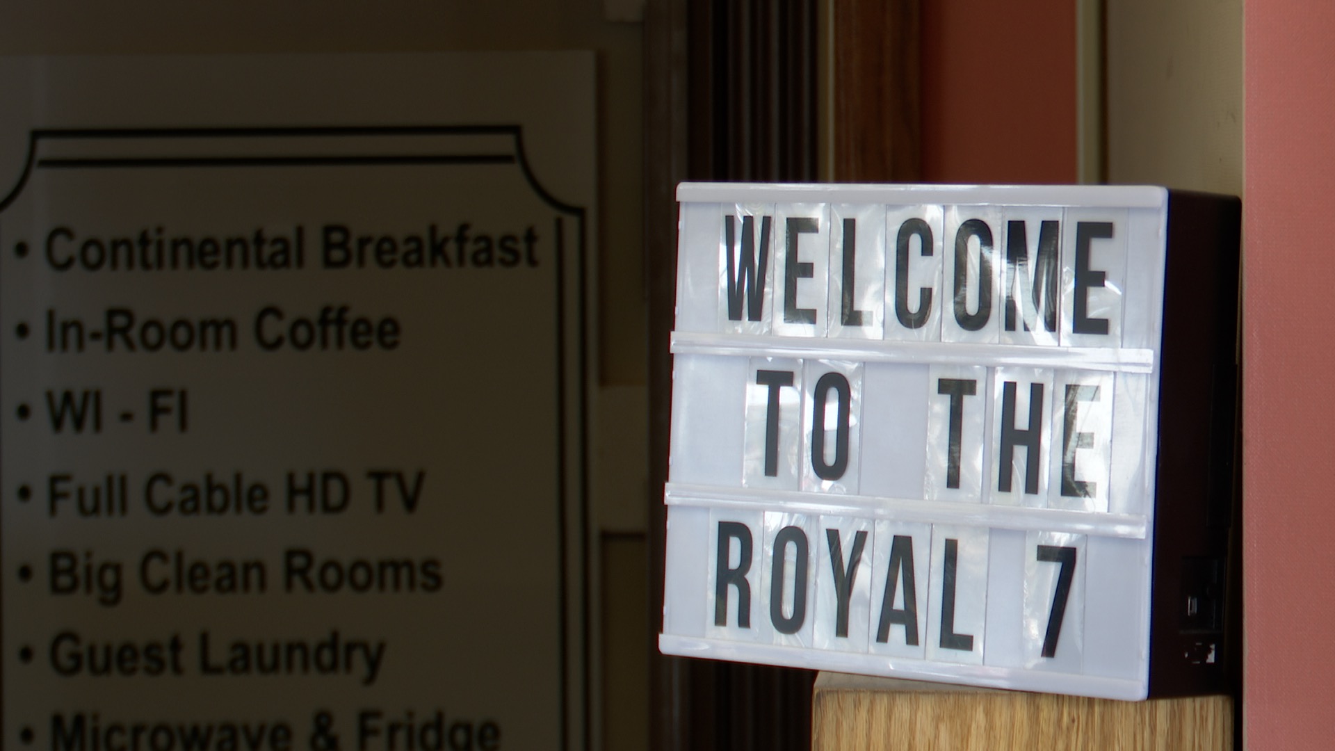 530 TUES HOSPITALITY SHORTAGE WEB.jpg