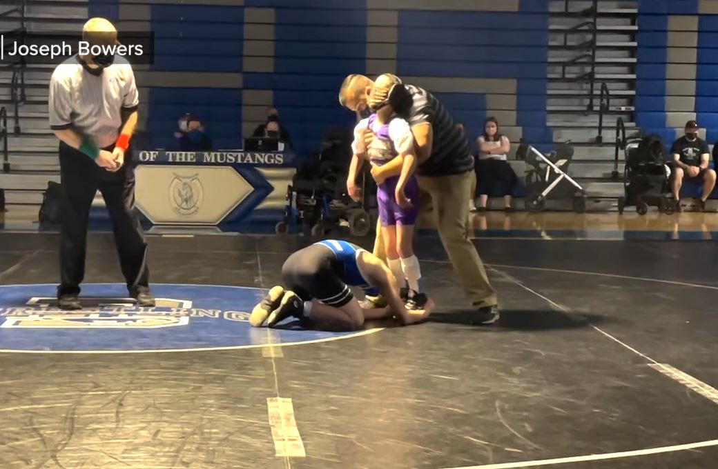 Mesa wrestler