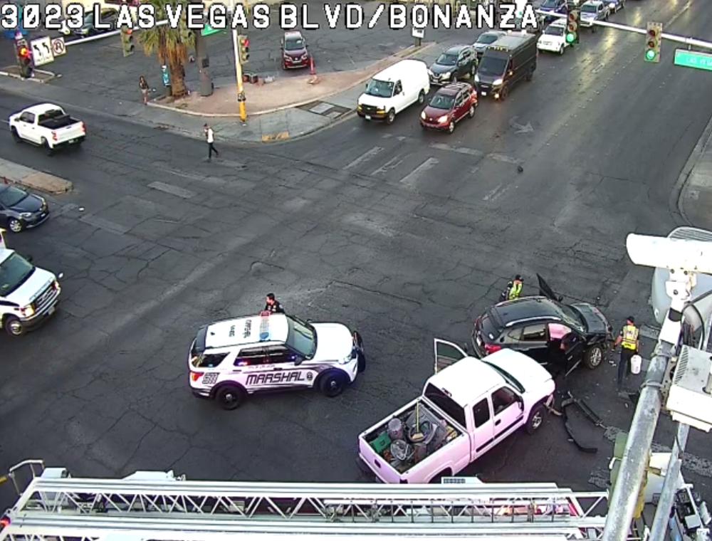 RTC: Crash closes all eastbound lanes on Bonanza Road at Las Vegas Boulevard