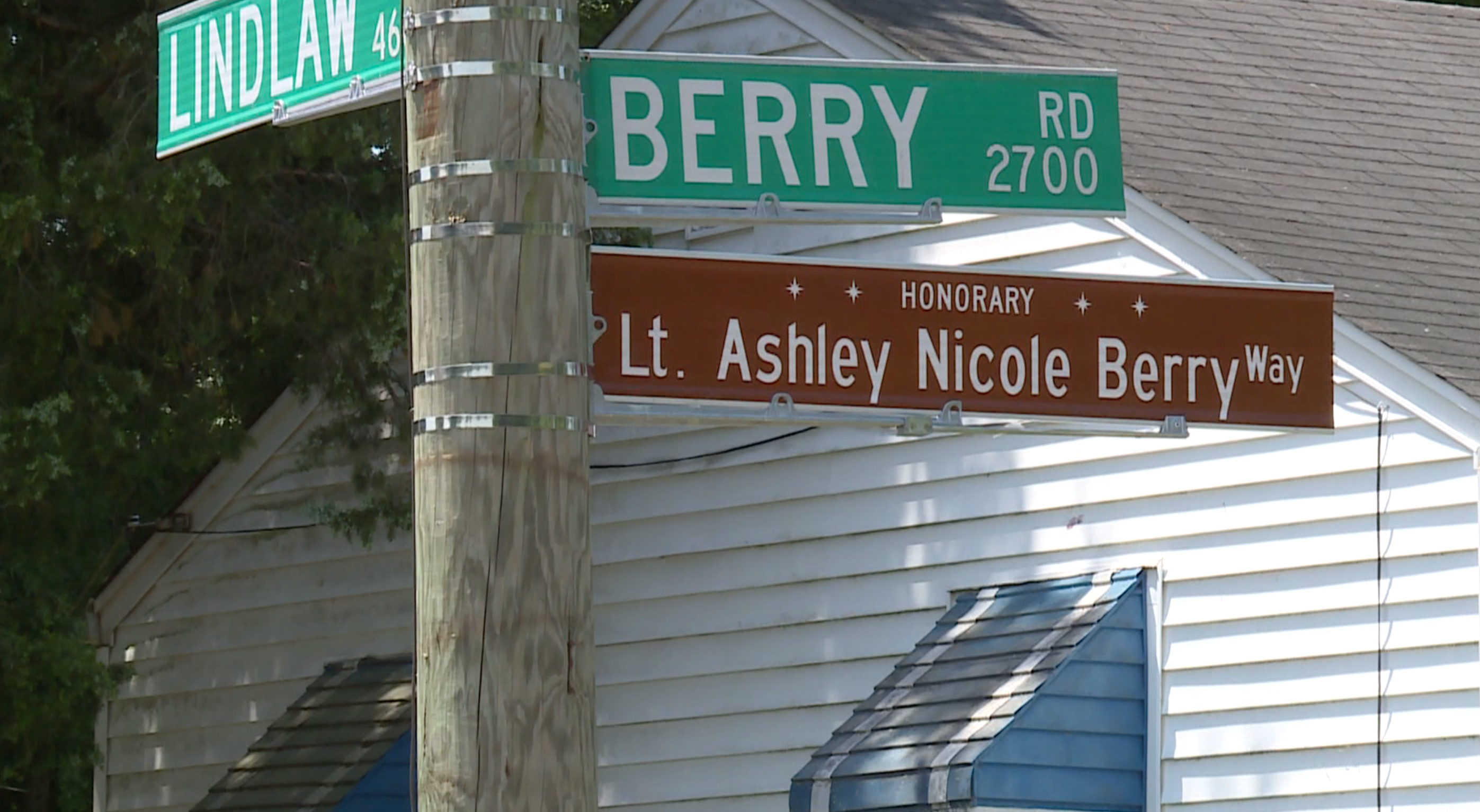 Richmond road renamed to honor firefighter who died shielding son from gunfire