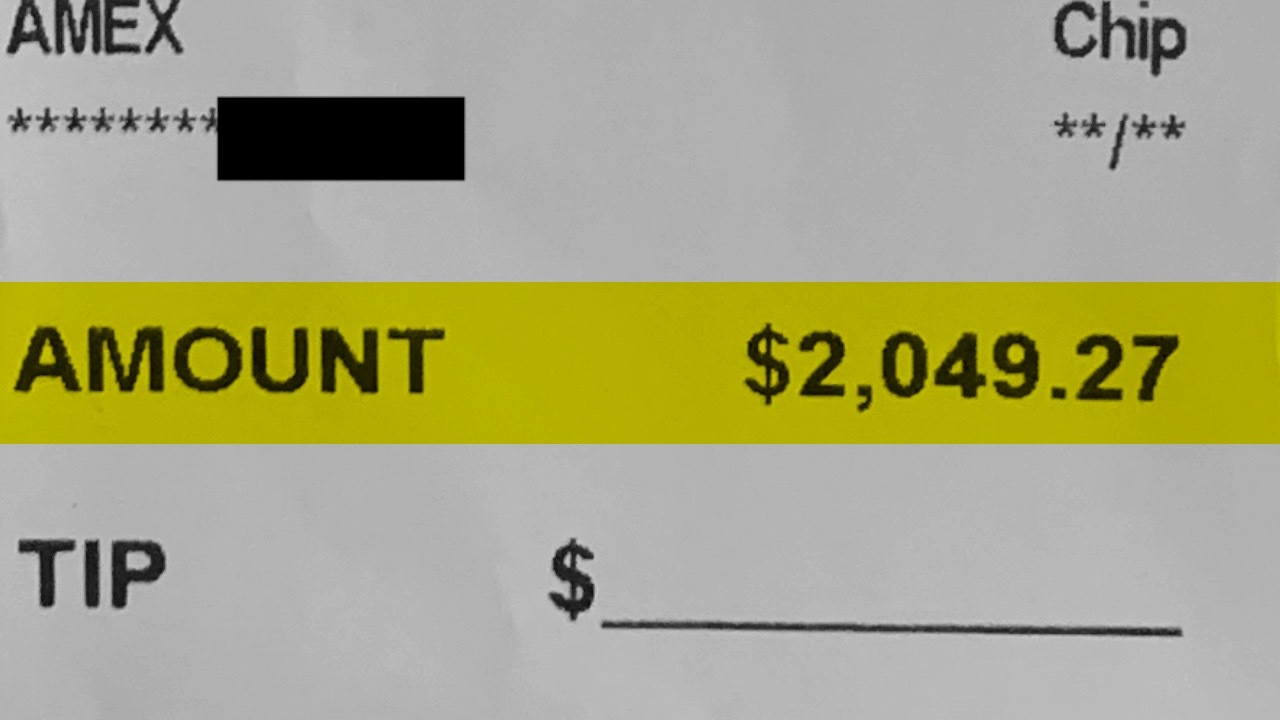 Customer leaves $2,020 tip at Florida restaurant as part of tip challenge - Vimarsana News