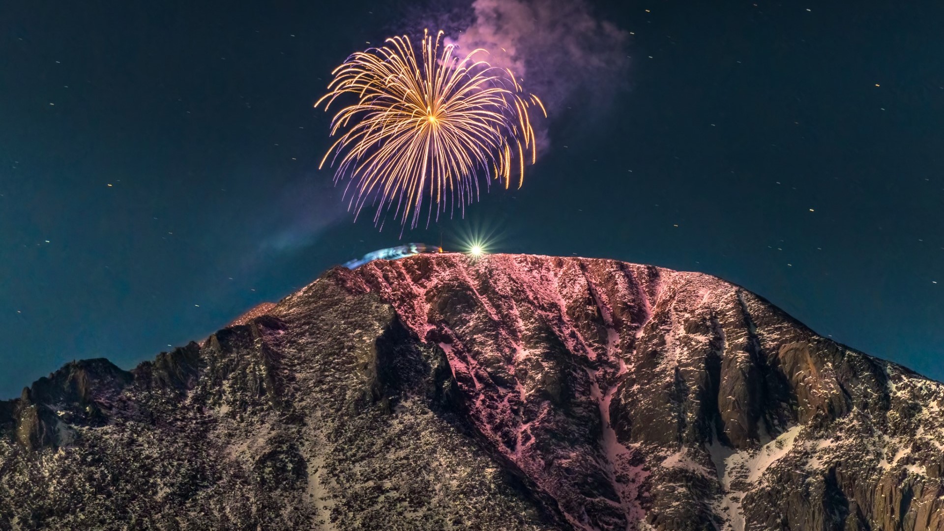 AdAmAn fireworks -2024