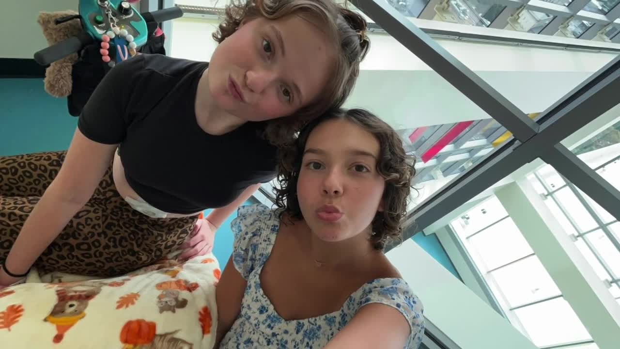 Girls with Leukemia become best friends