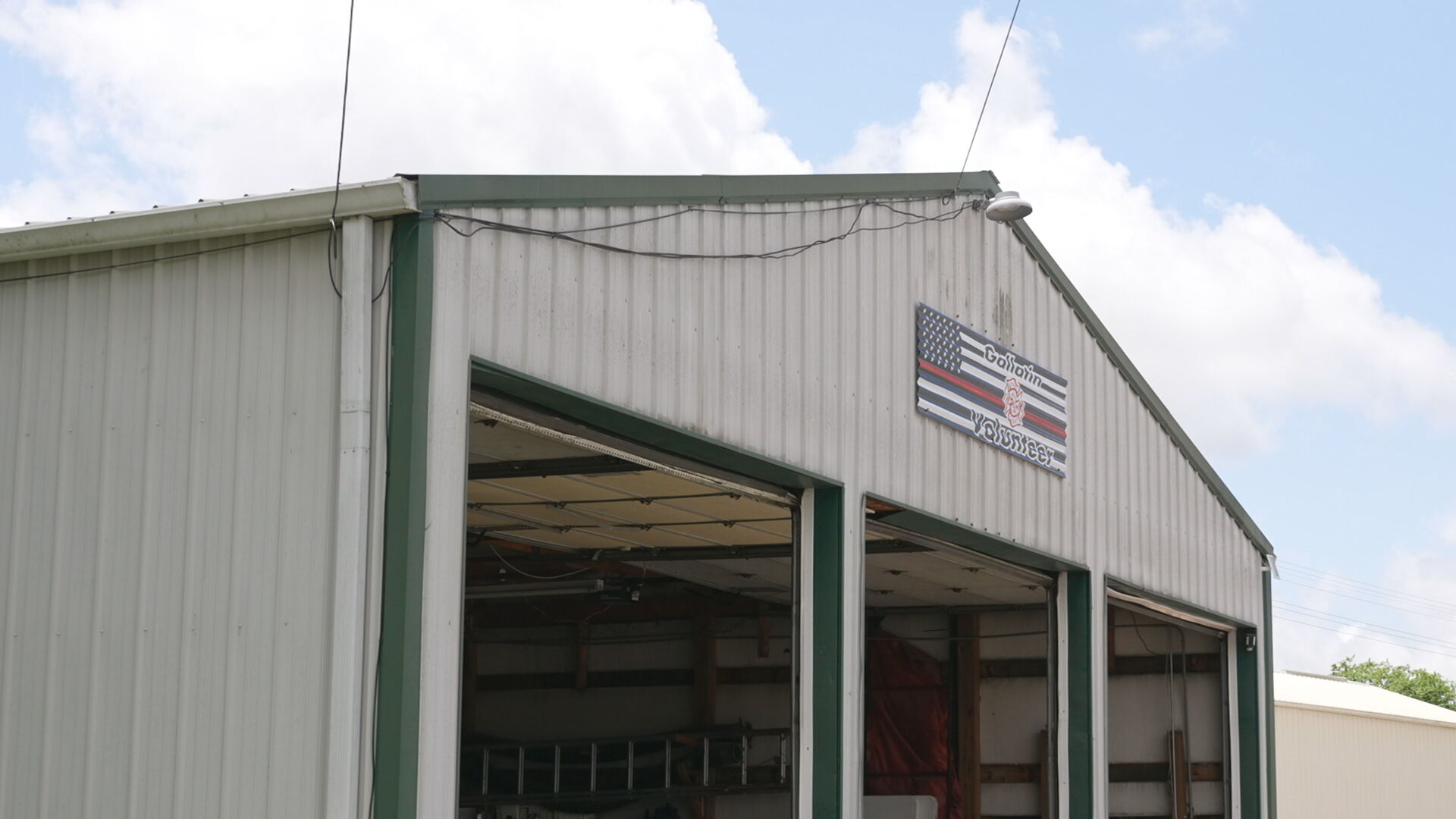 (   6p Kim Gallatin Volunteer Fire Dept. needs help - TZ  )_frame_162.jpeg