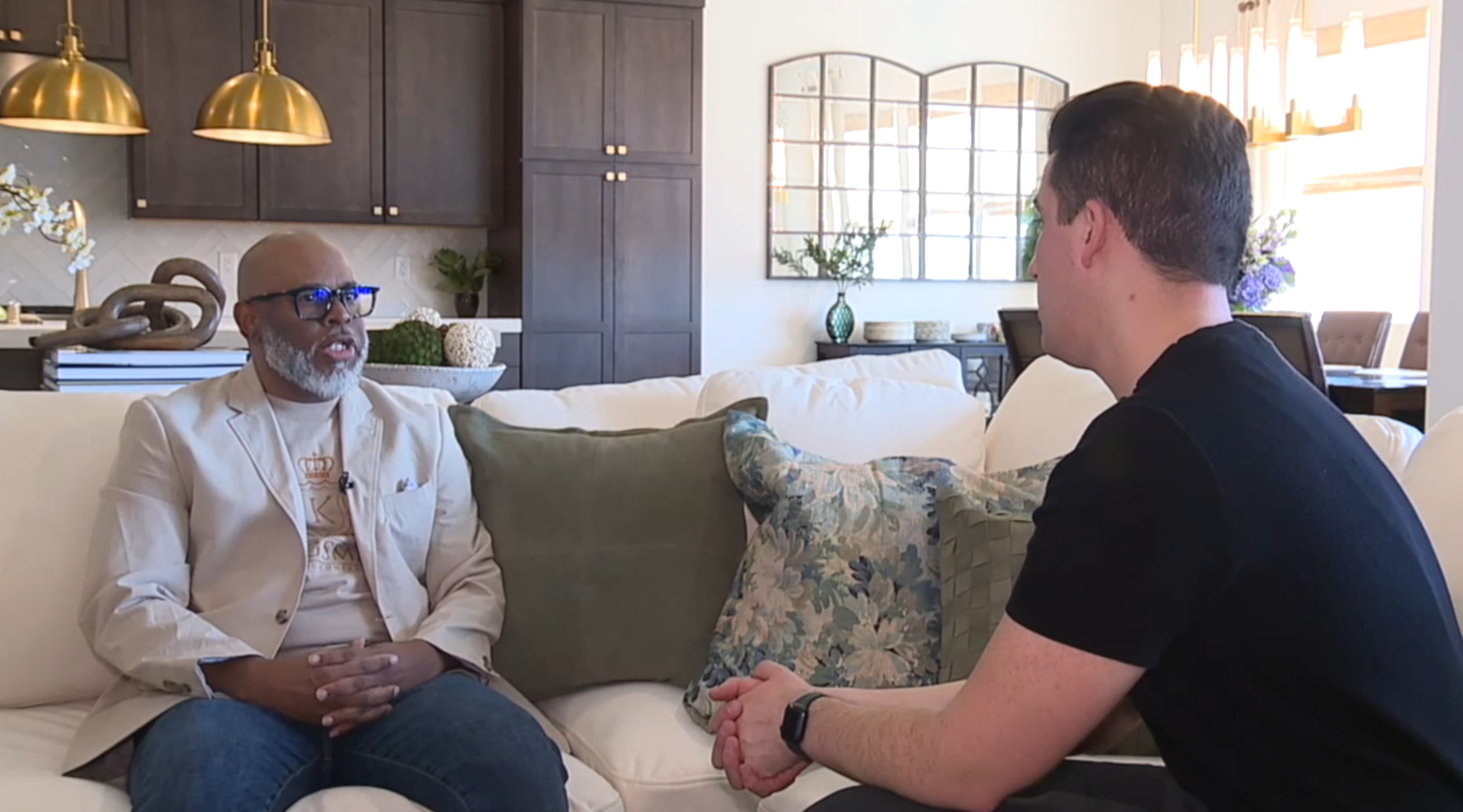 Las Vegas air traffic controllers face severe staffing shortage