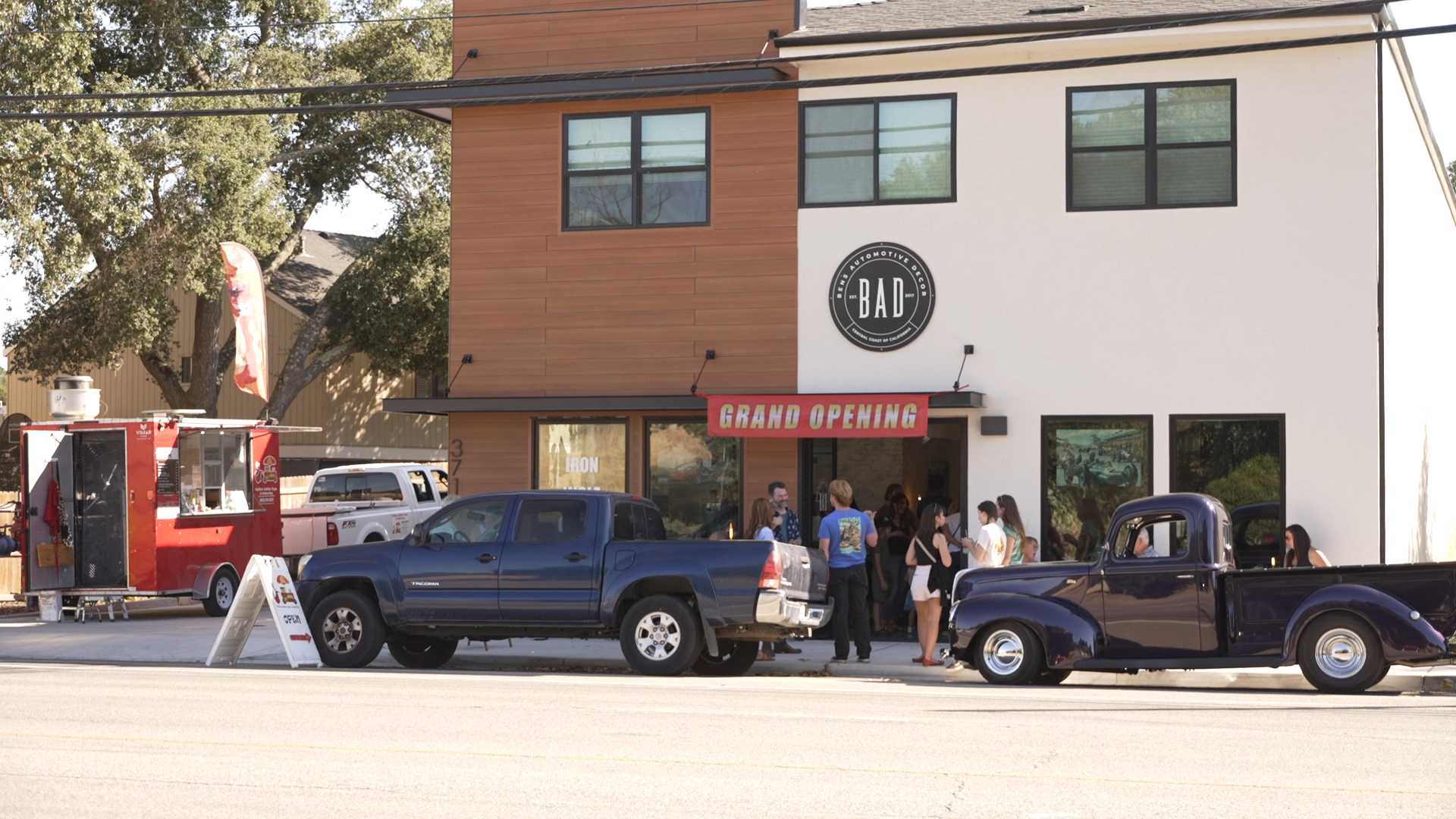 BENS AUTO DECOR VO.00_00_05_26.Still001.png