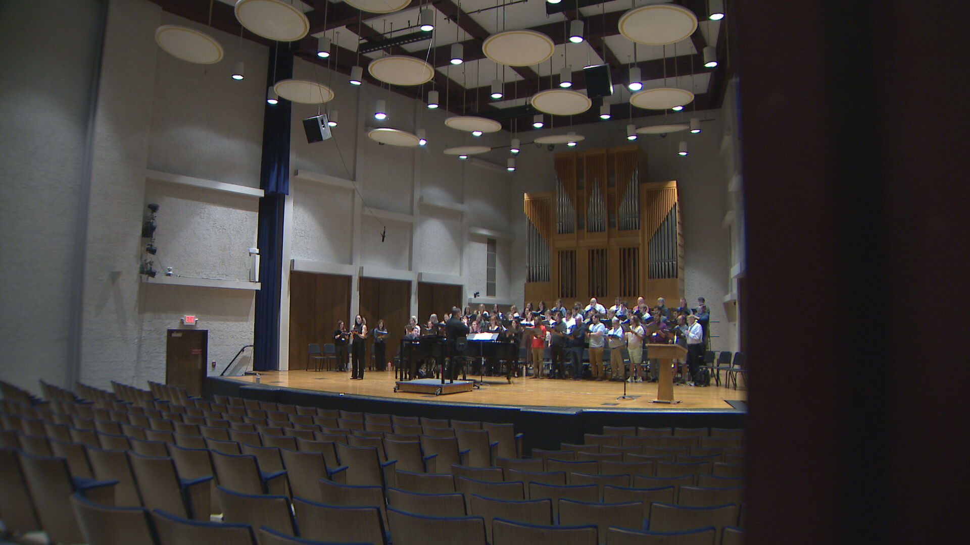 MTSU’s School of Music’s conductor retires_frame_105010.jpeg