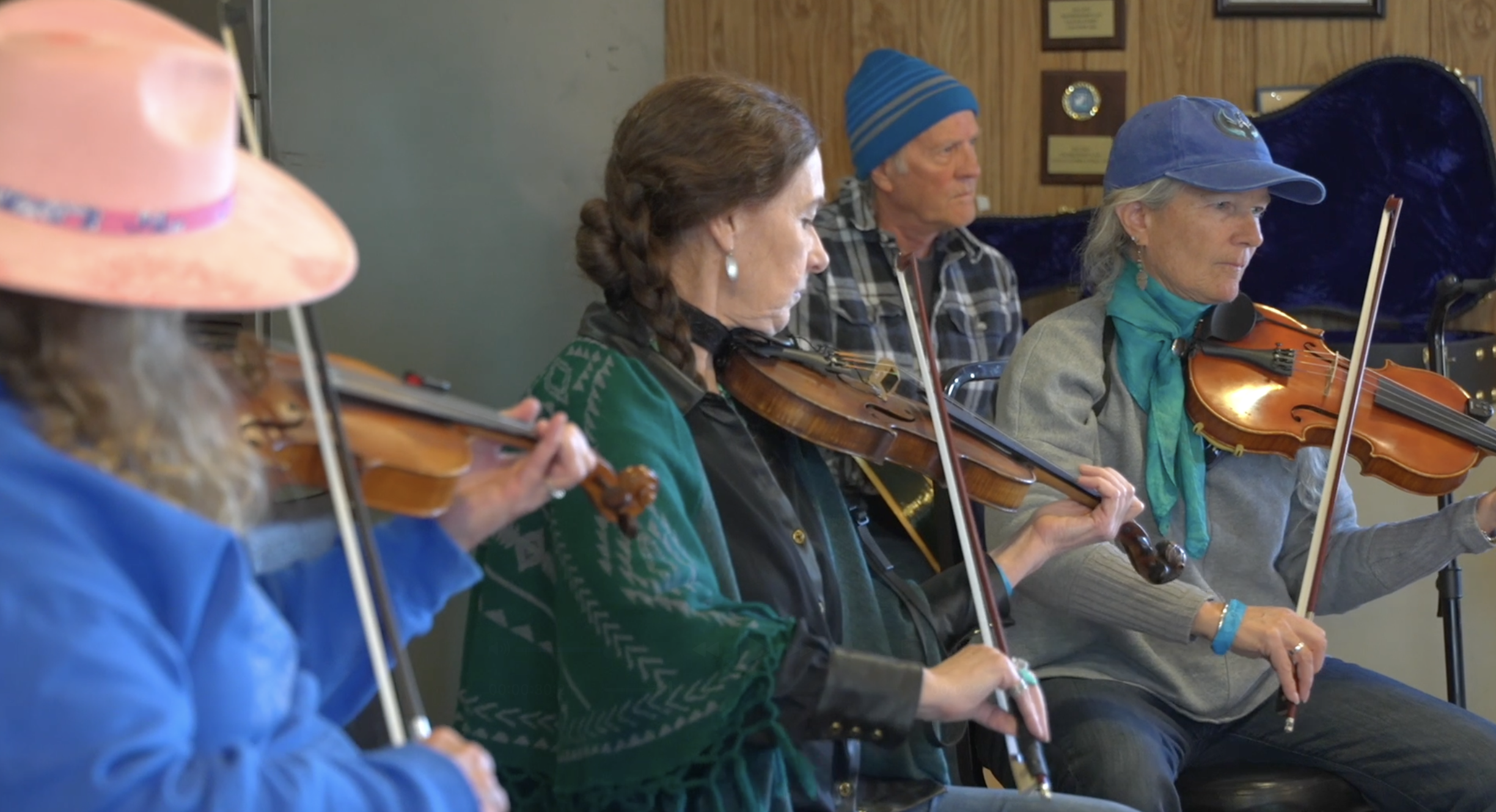 Fiddle fest sweeps Glenns Ferry