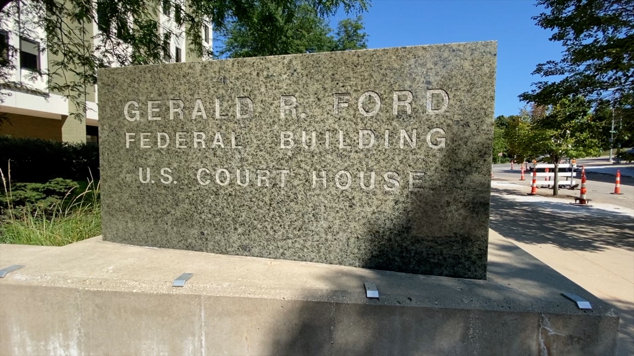 federal courthouse.jpg