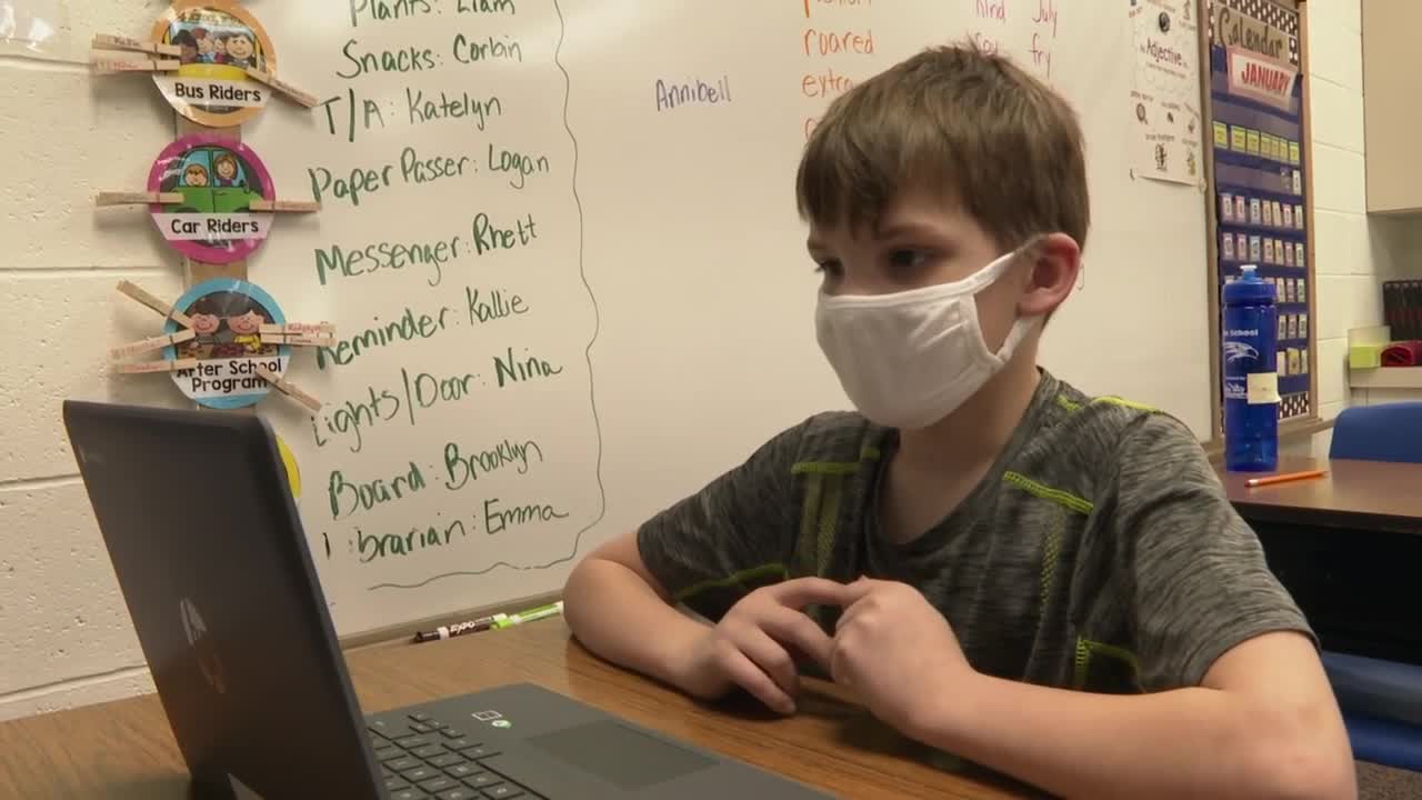 Family donates 25 new Chromebooks to Ulm School