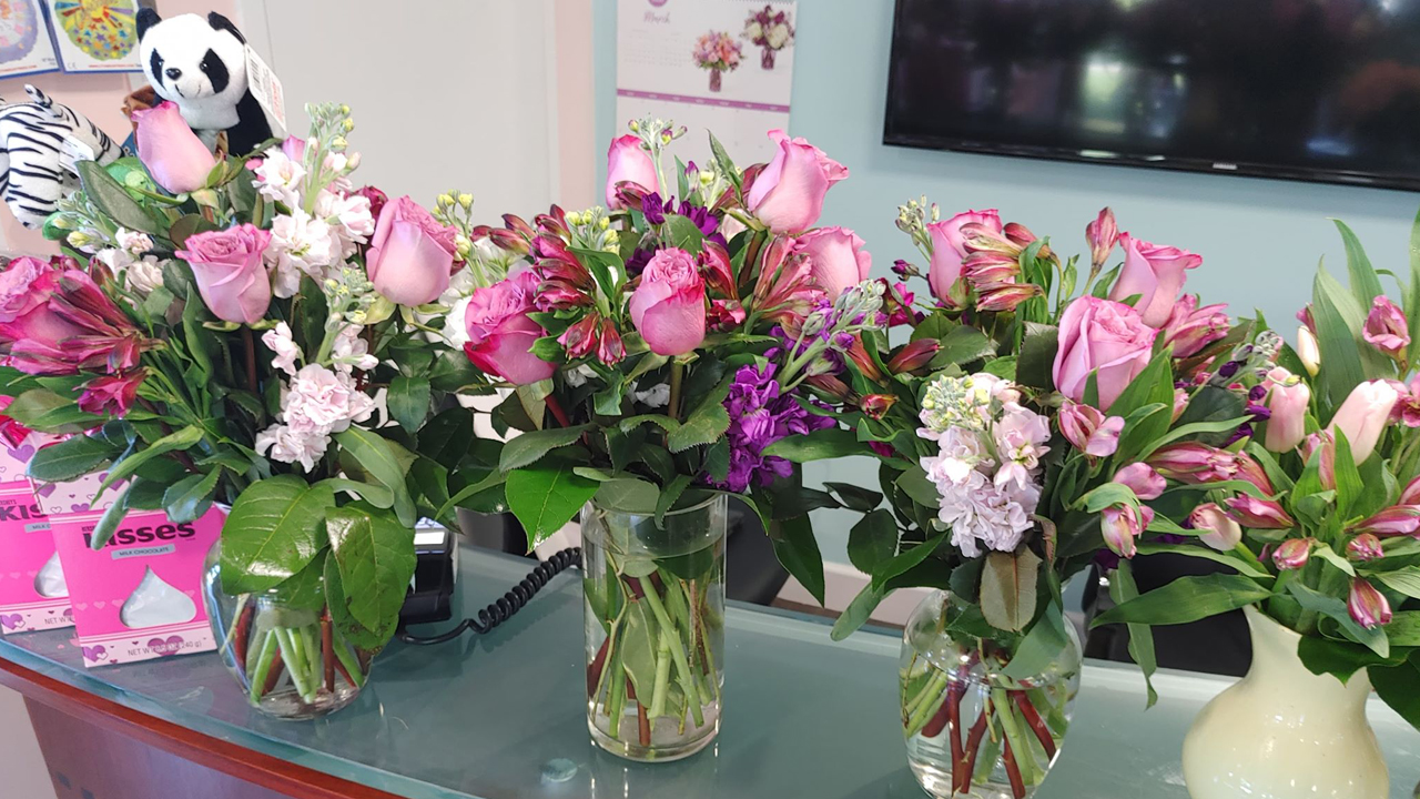 Lasting Impressions Florist in Boynton Beach has closed due to COVID-19, but the store is sharing some happiness with others who might be alone or need some cheering up.