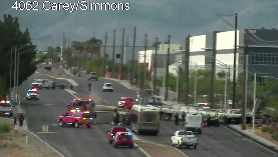 NLVPD: Crash closes all lanes on northbound Simmons Street at Carey Avenue