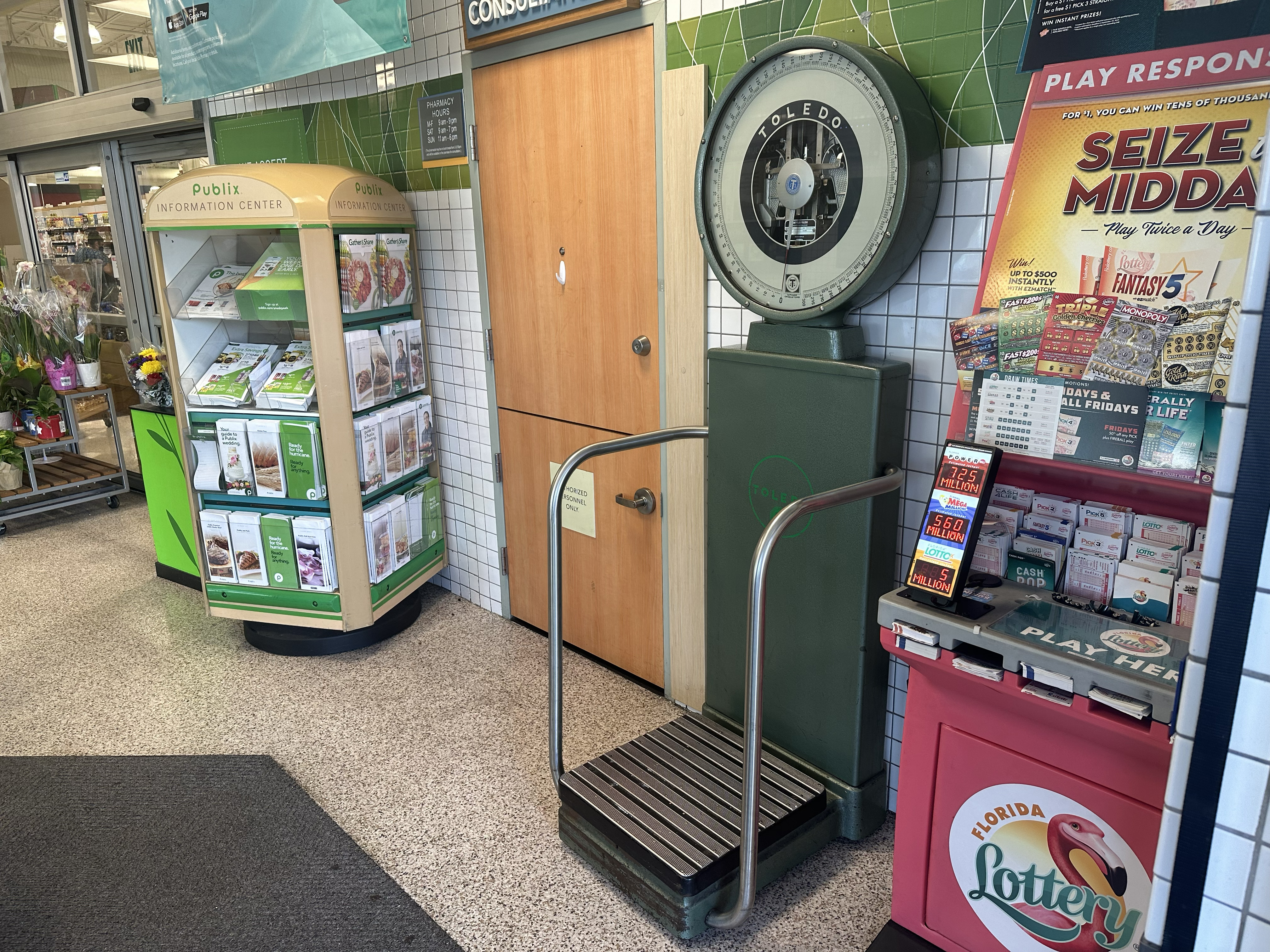 Toledo scale at Publix in Delray Beach, July 12, 2023