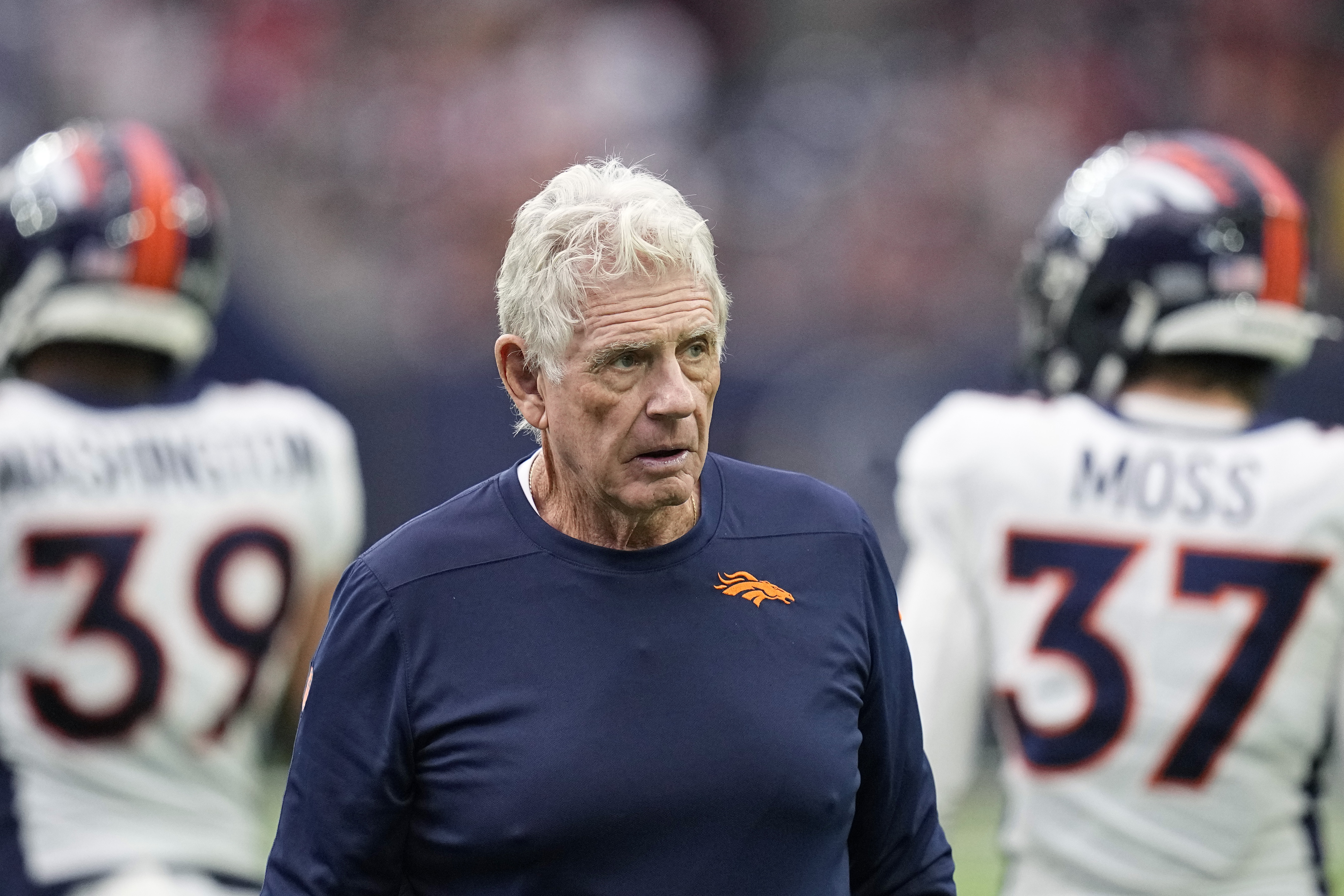 Broncos Westhoff ResignsFootball