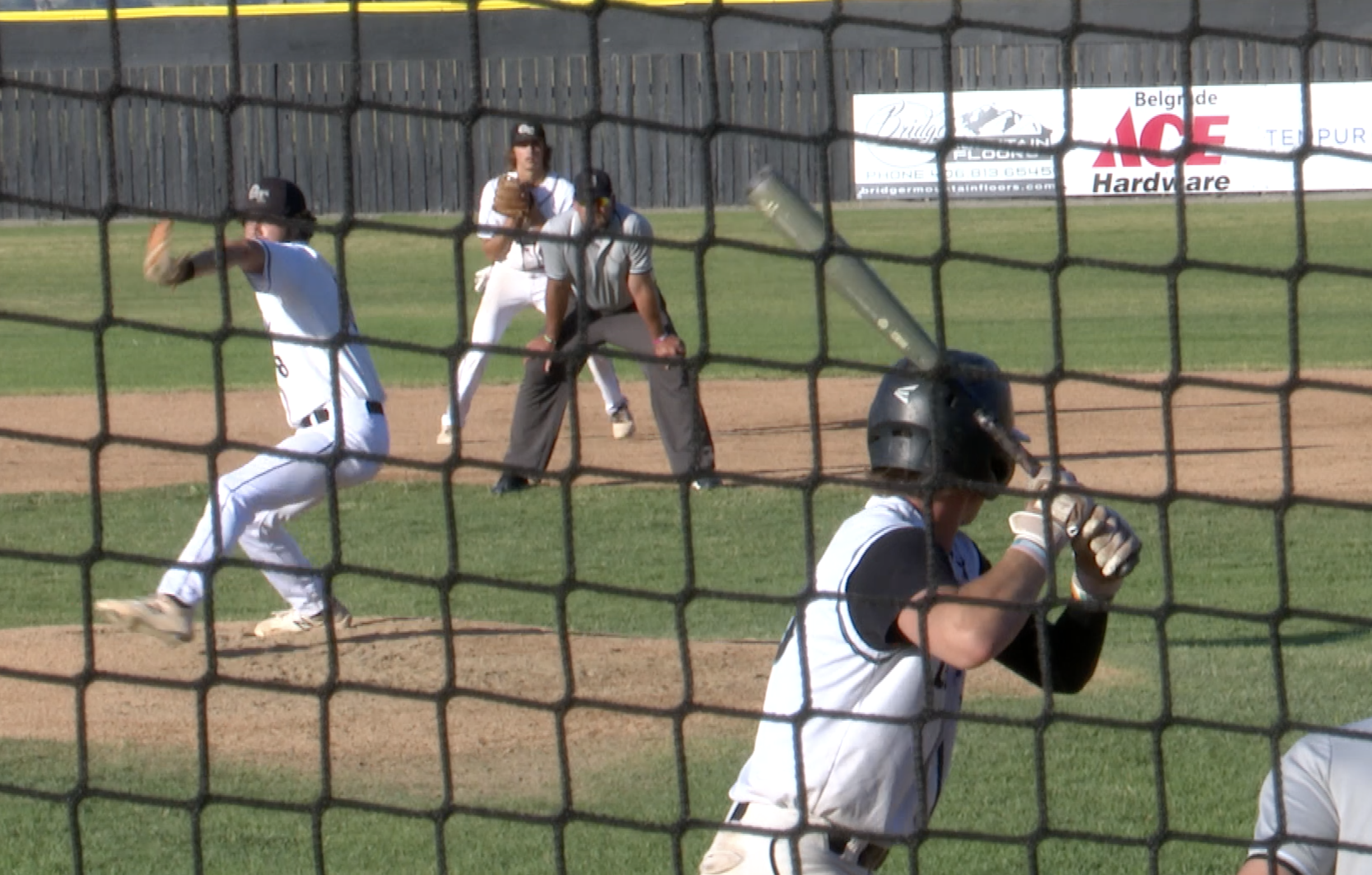 Belgrade Bandits vs. Glacier Twins
