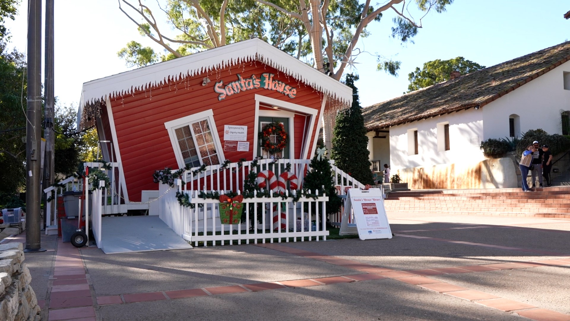 santa's house.jpg