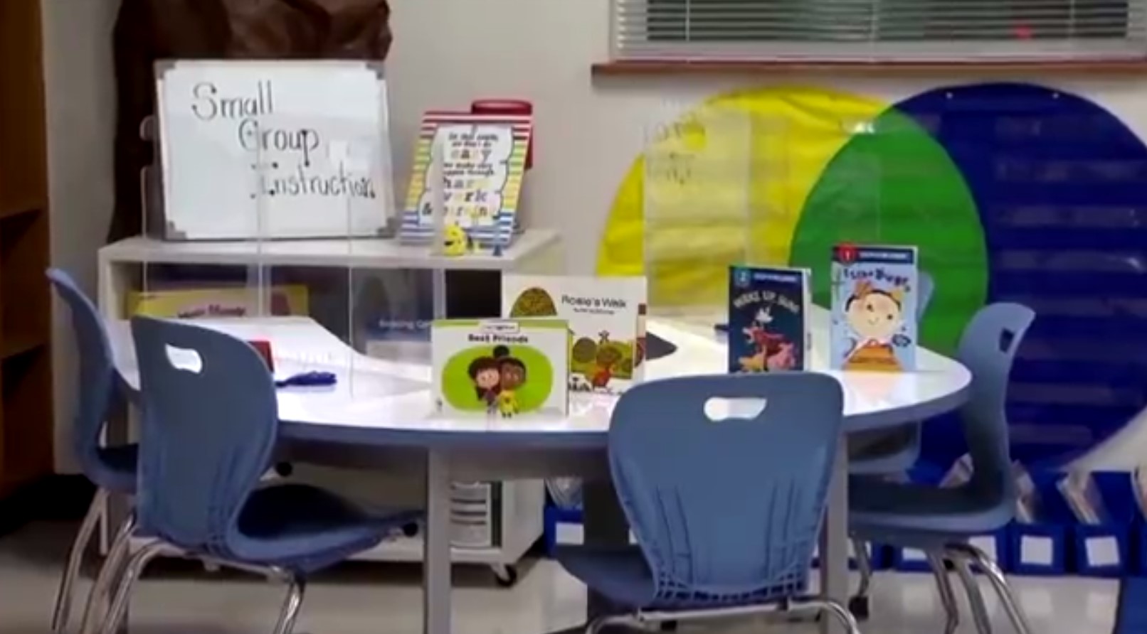 school classroom.jpg