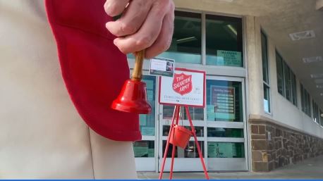 salvation army bell ringers.JPG