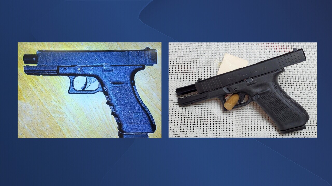 Replica on left, real Glock 17 on right