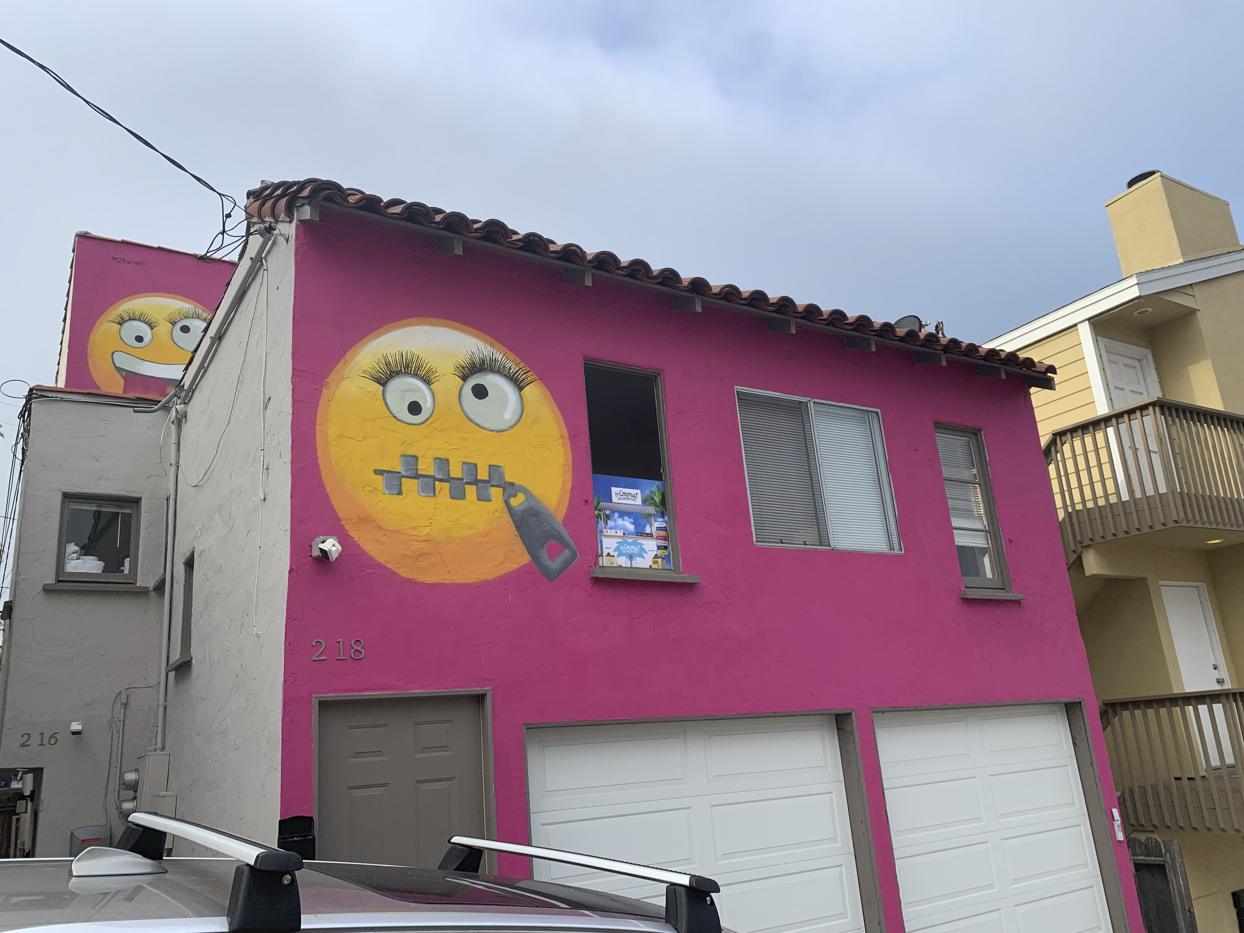 Emoji House