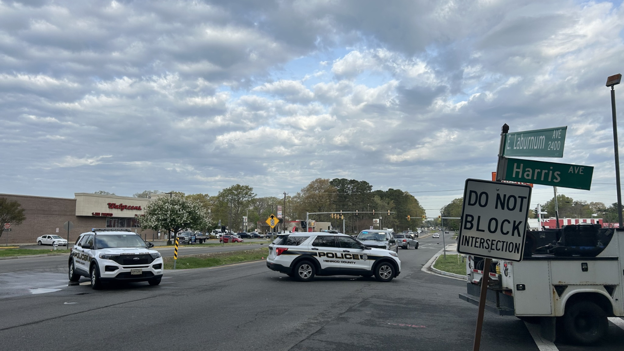 Multi-vehicle crash with reported injuries shuts down stretch of Laburnum Avenue
