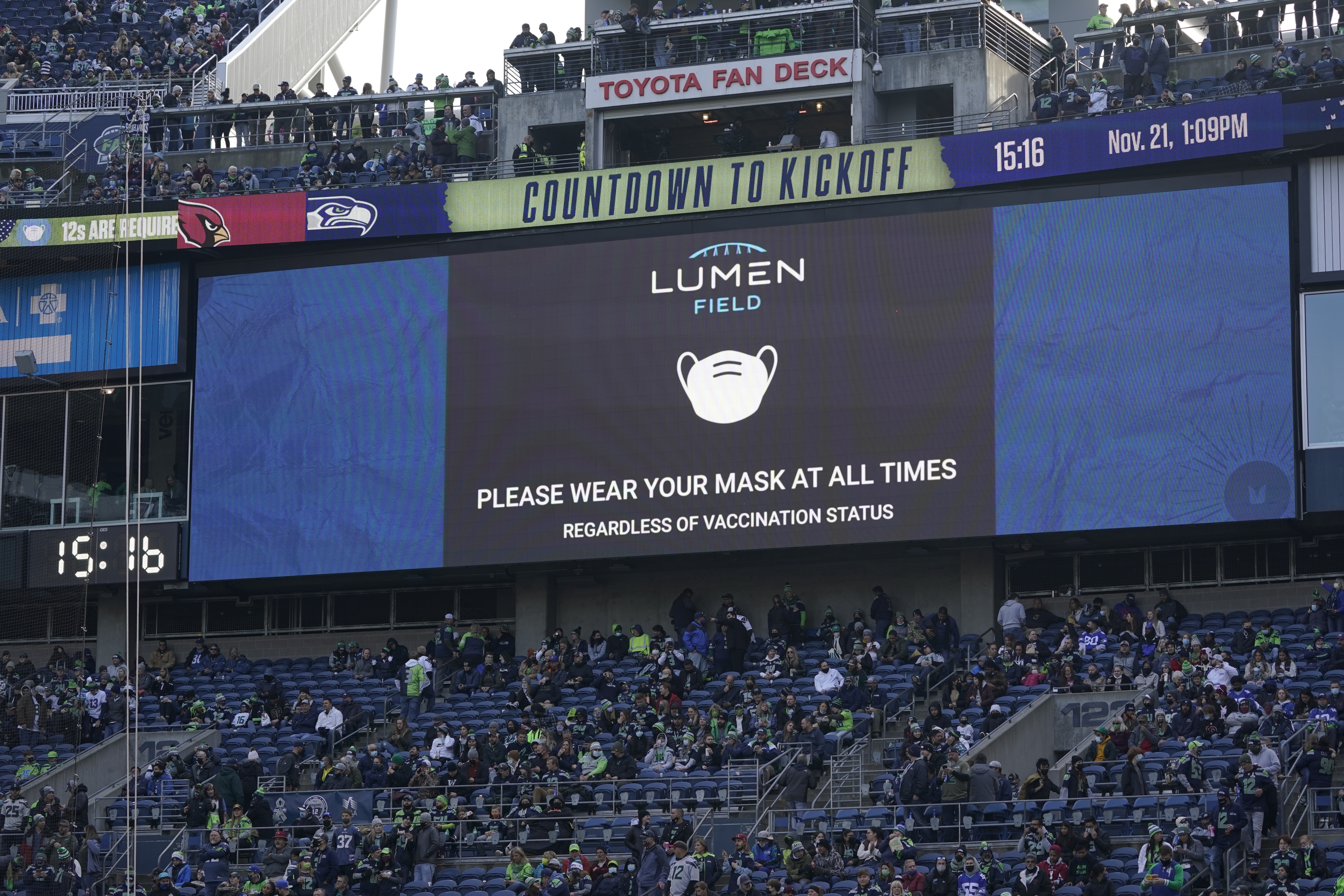 FILE Cardinals Seahawks Football