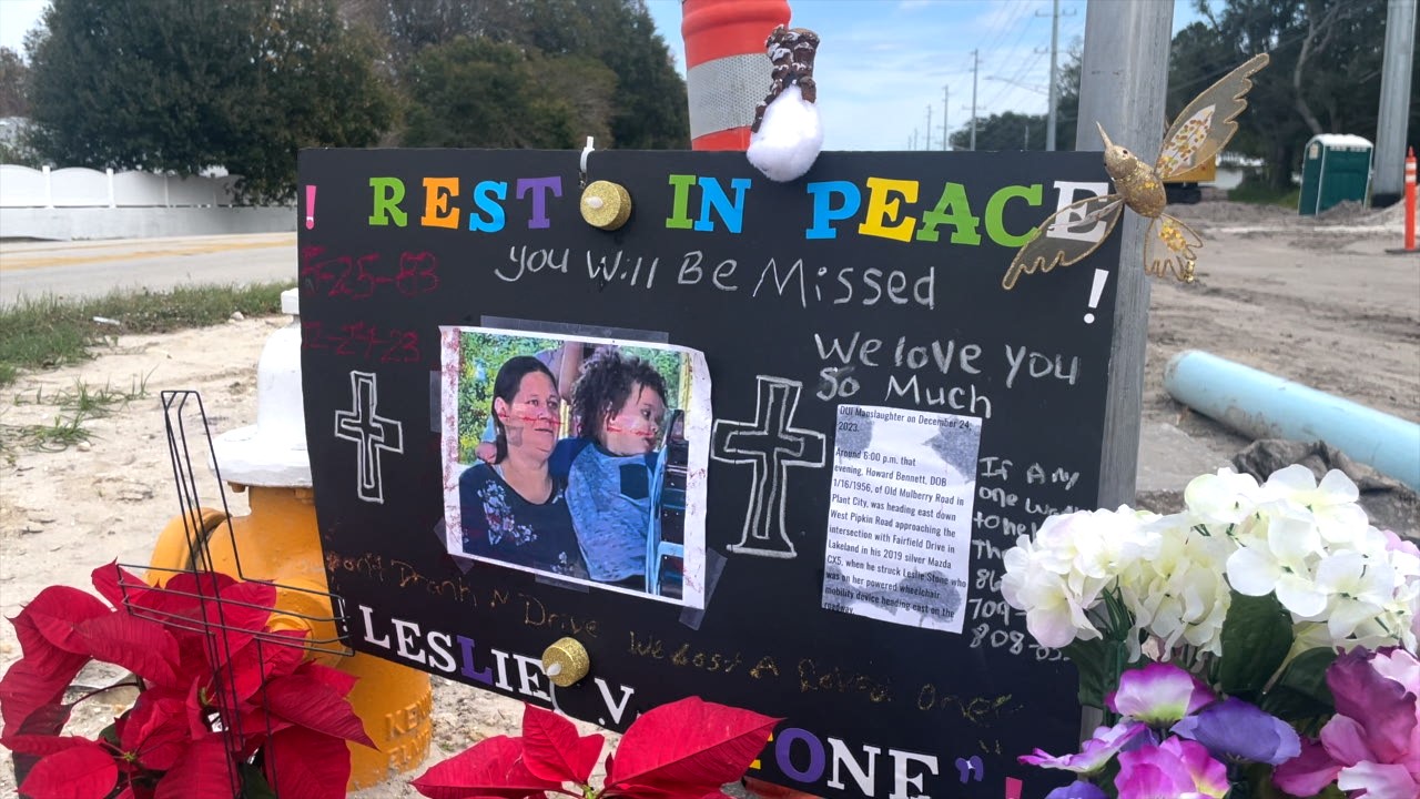 RIP Leslie Stone sign.jpg