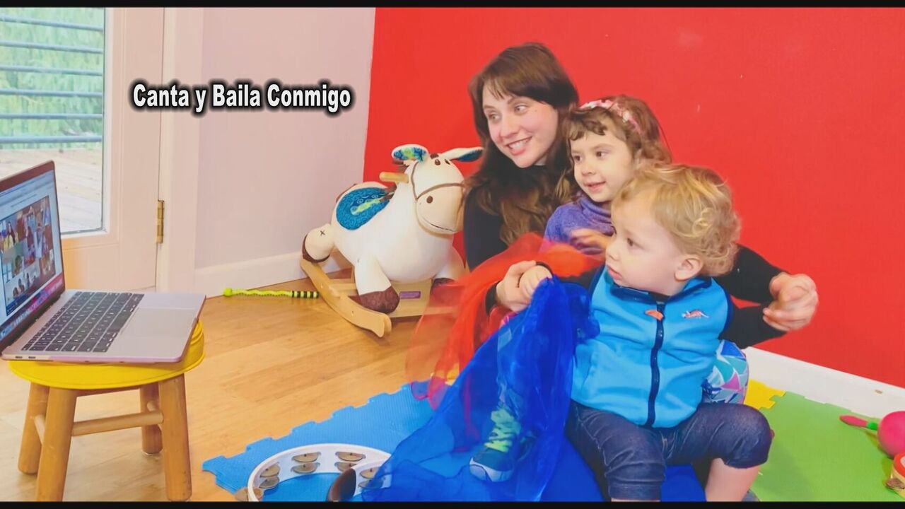 Kids can learn Spanish through free, interactive musical classes