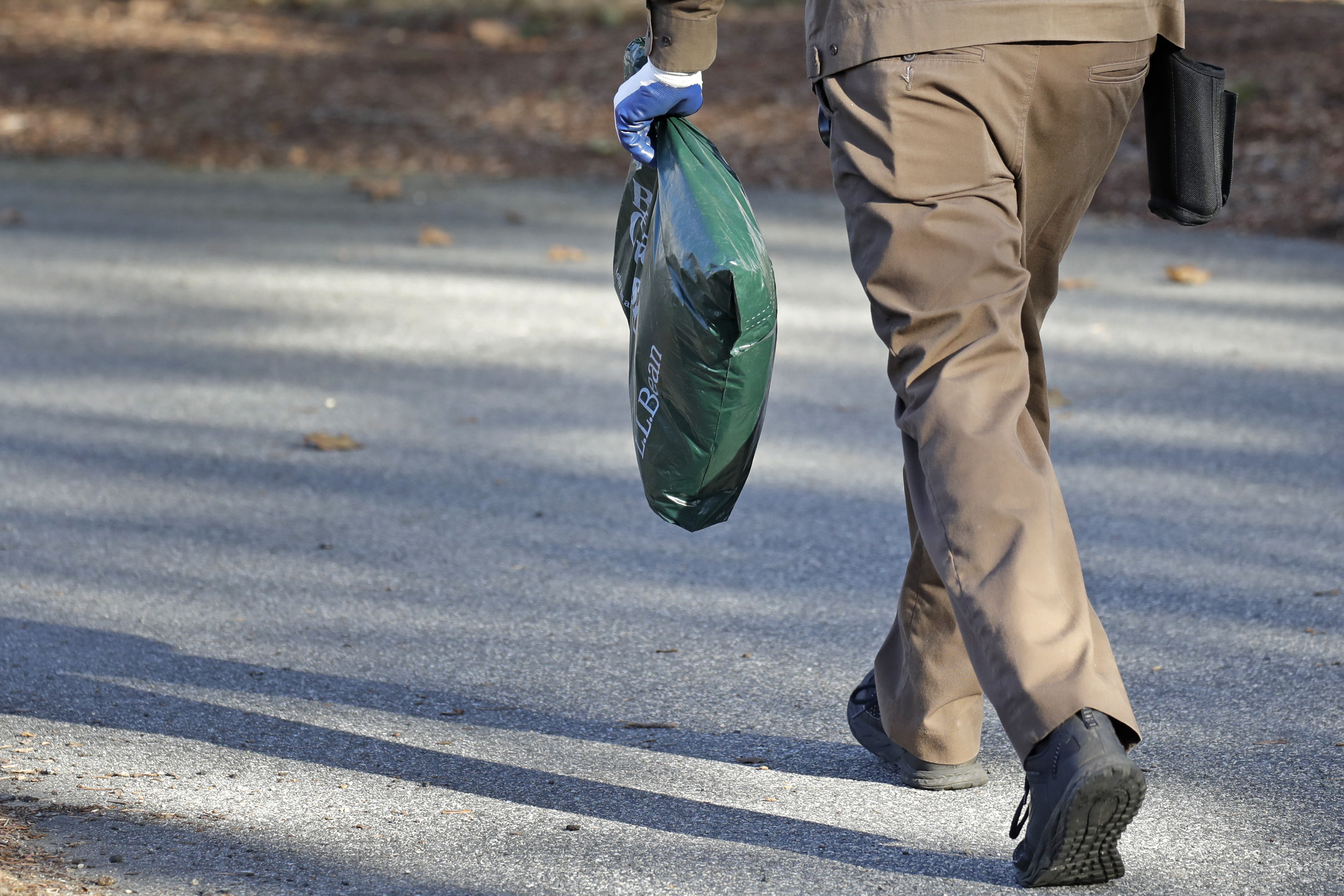 Strain on delivery service companies to worsen during holiday season