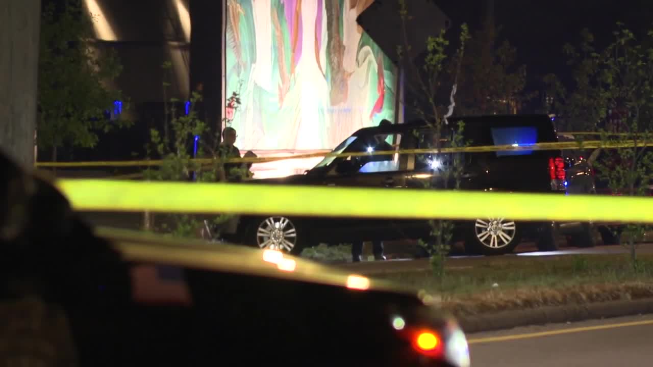 Man found dead in Richmond car Dinwiddie Ave 04.jpg