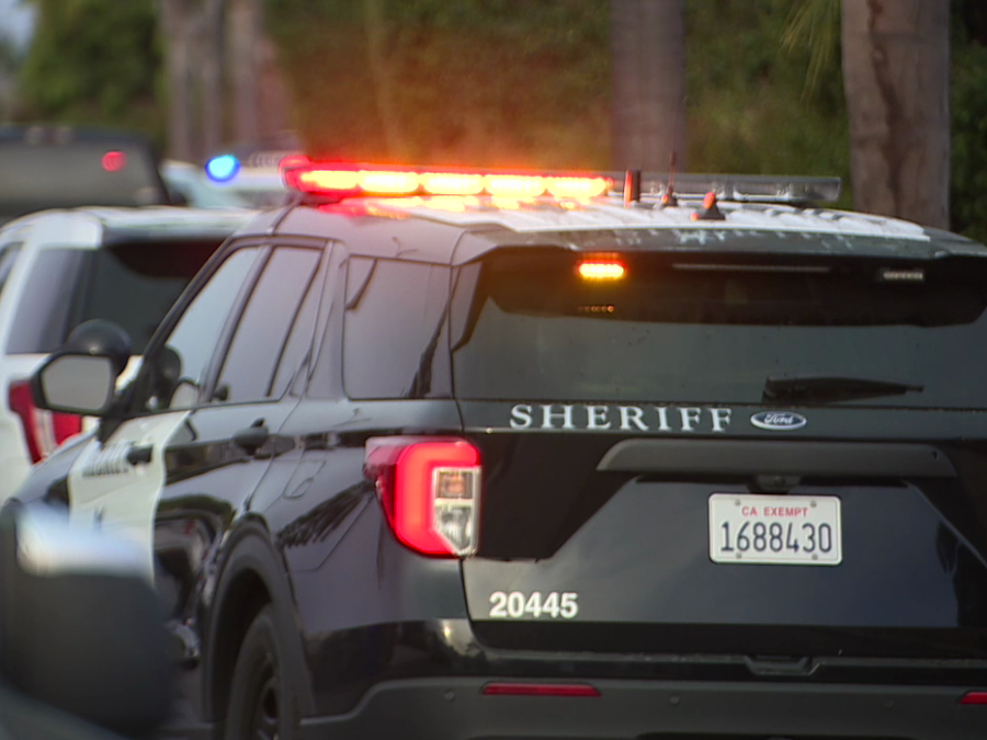 sd_sheriffs_suv_scene_0422326.png