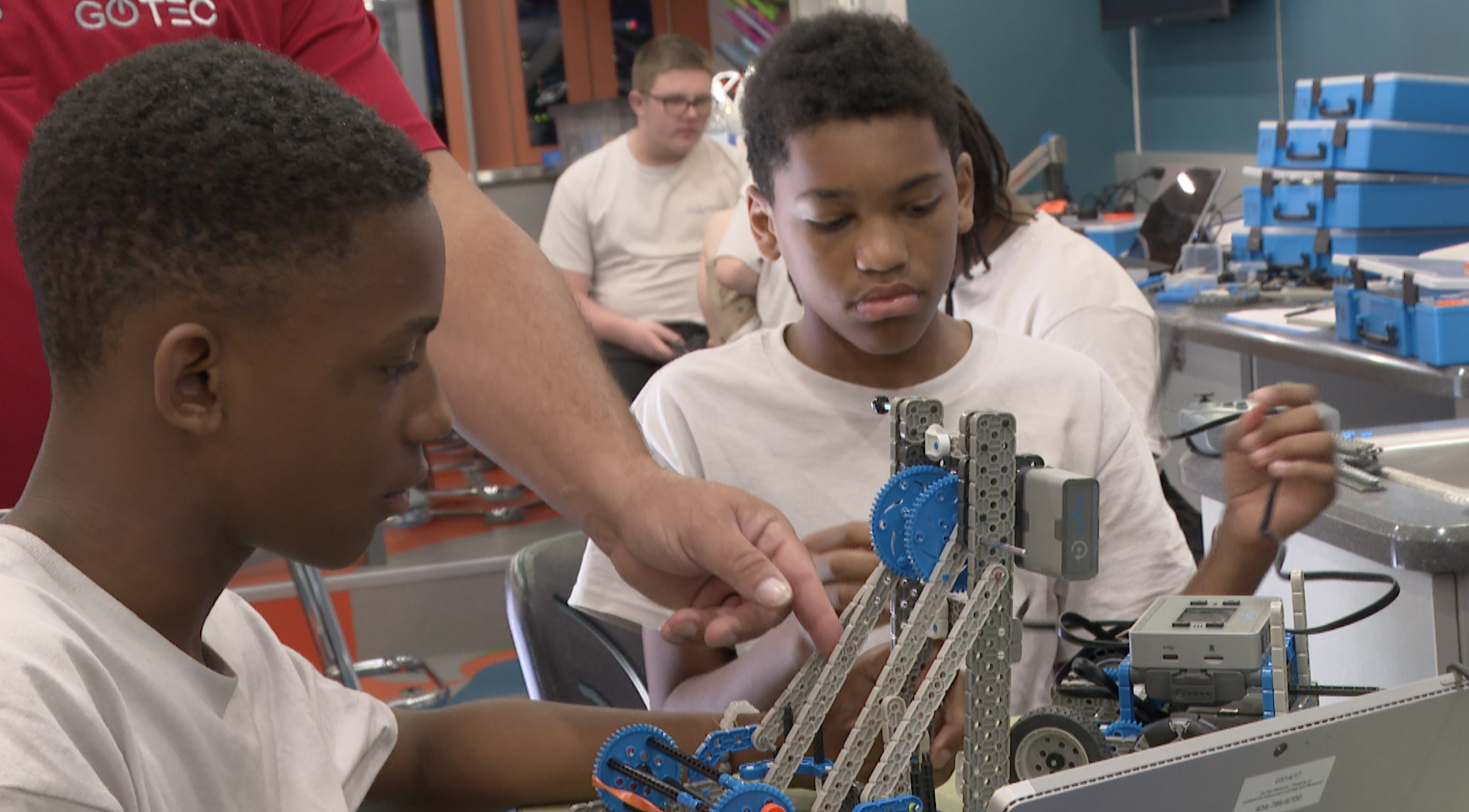 Portsmouth kids learn STEM