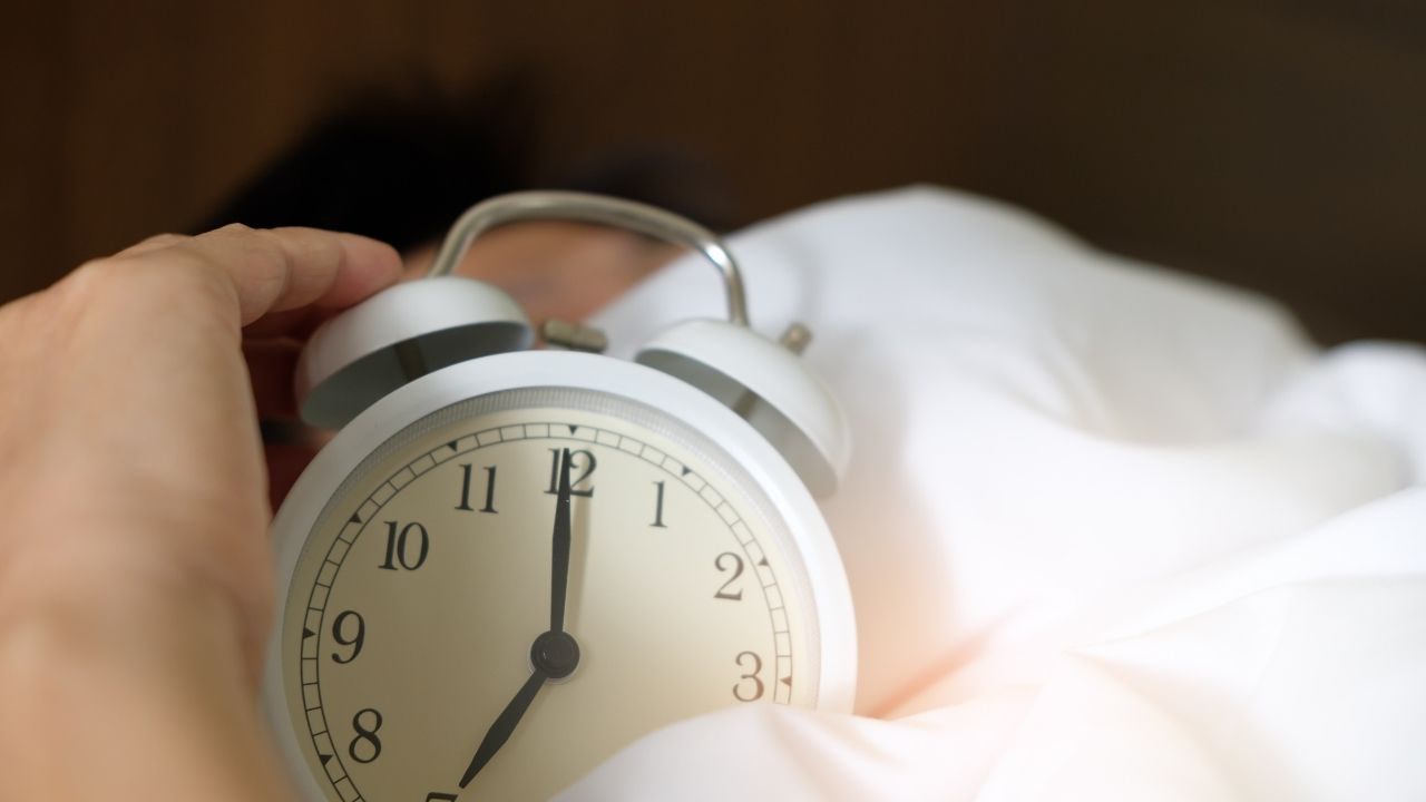 alarm-clock-generic-canva.jpg