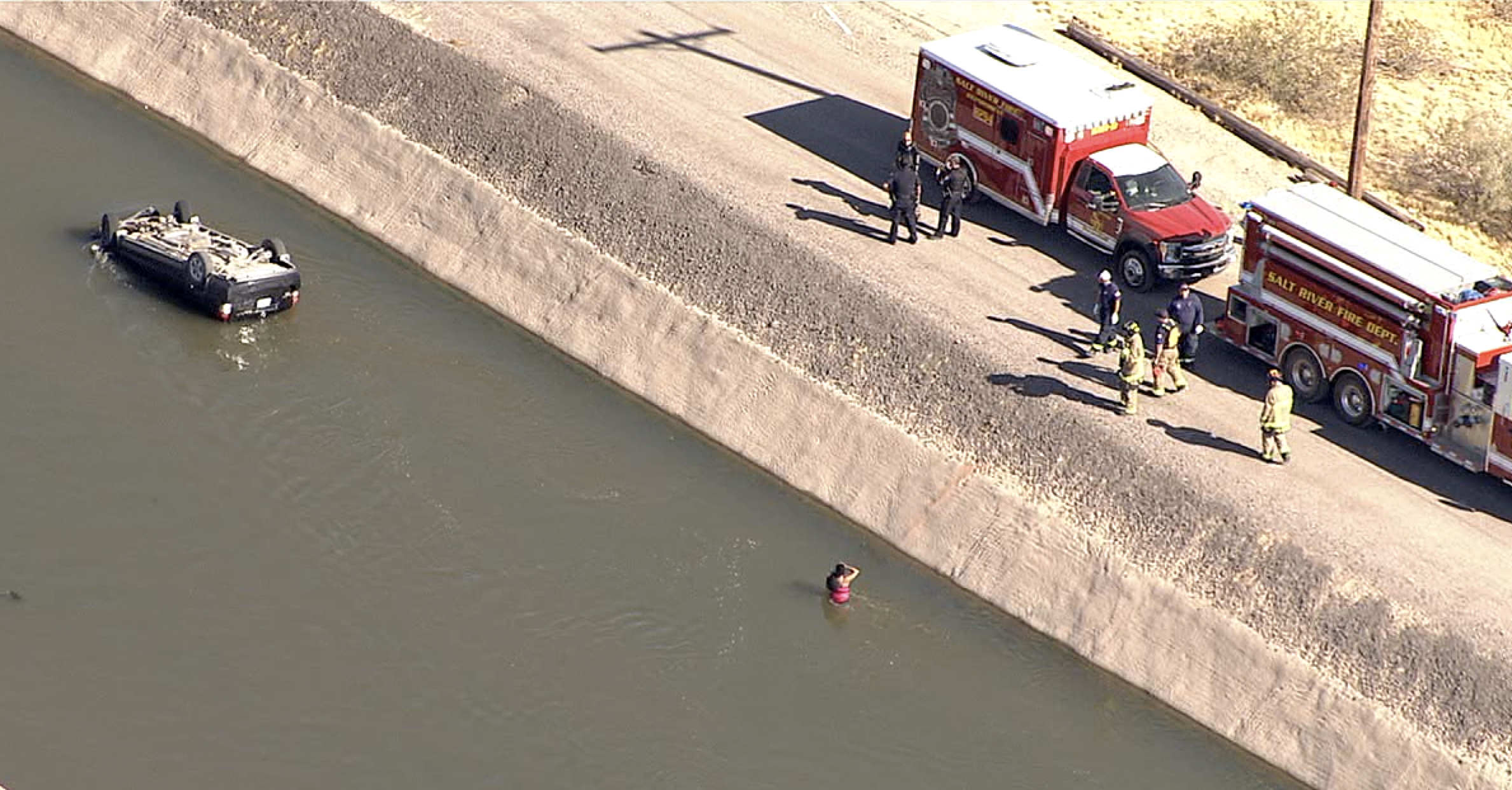 Car into canal Salt-River Indian Community 